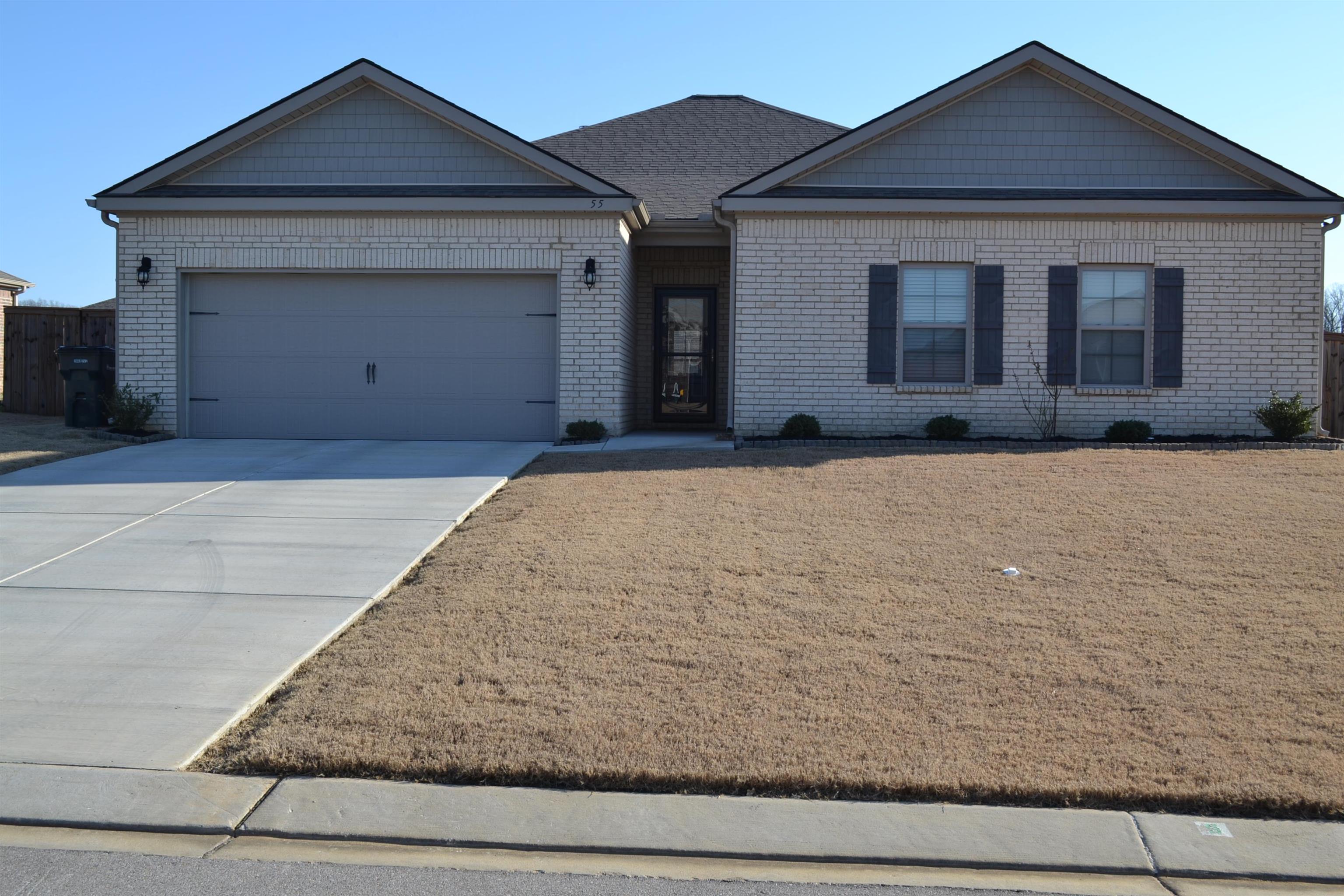 55 Redford Ln Property Photo 1
