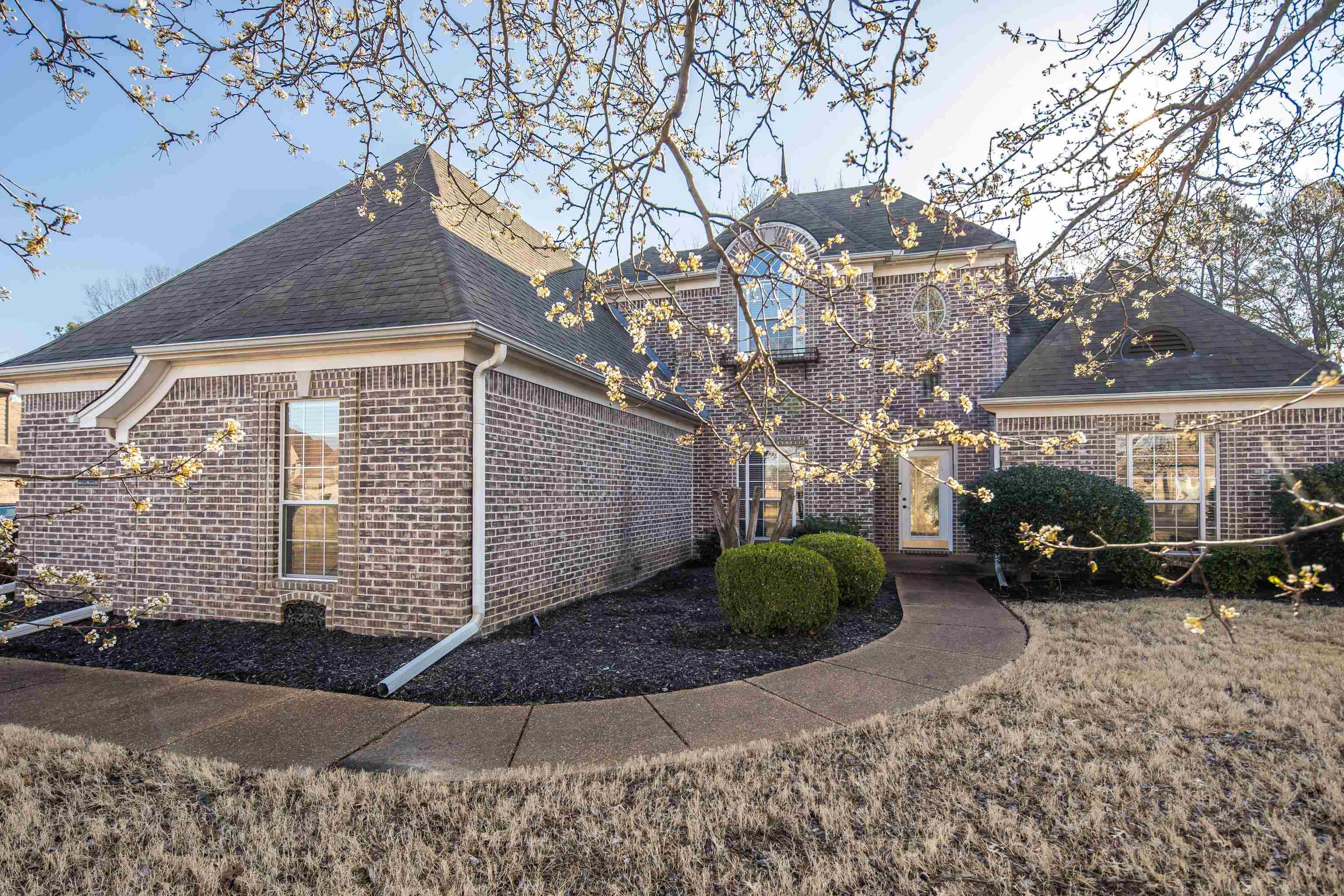 5144 Melissa Woods Dr Property Photo 1