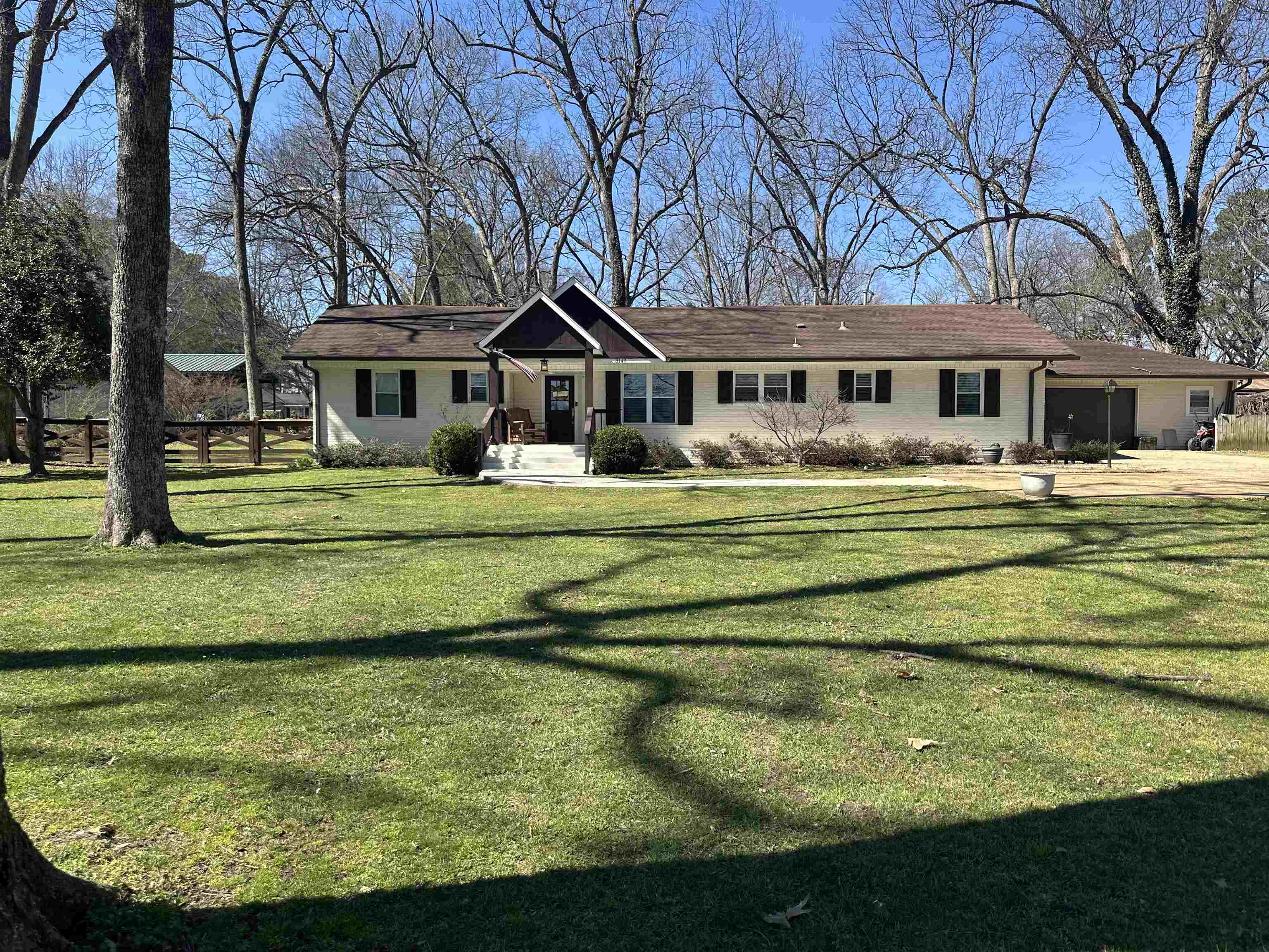 3147 Sycamore View Rd Property Photo 1