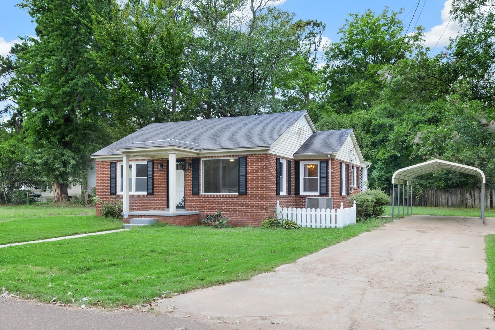 515 Forrest St Property Photo 1