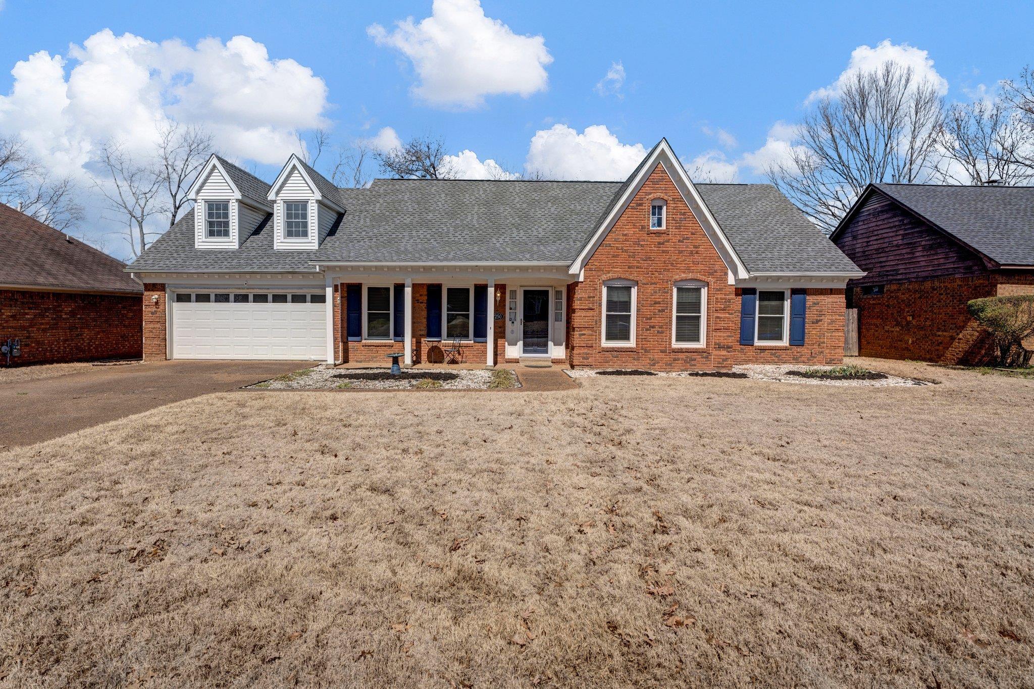 7250 Woodshire Dr Property Photo 1
