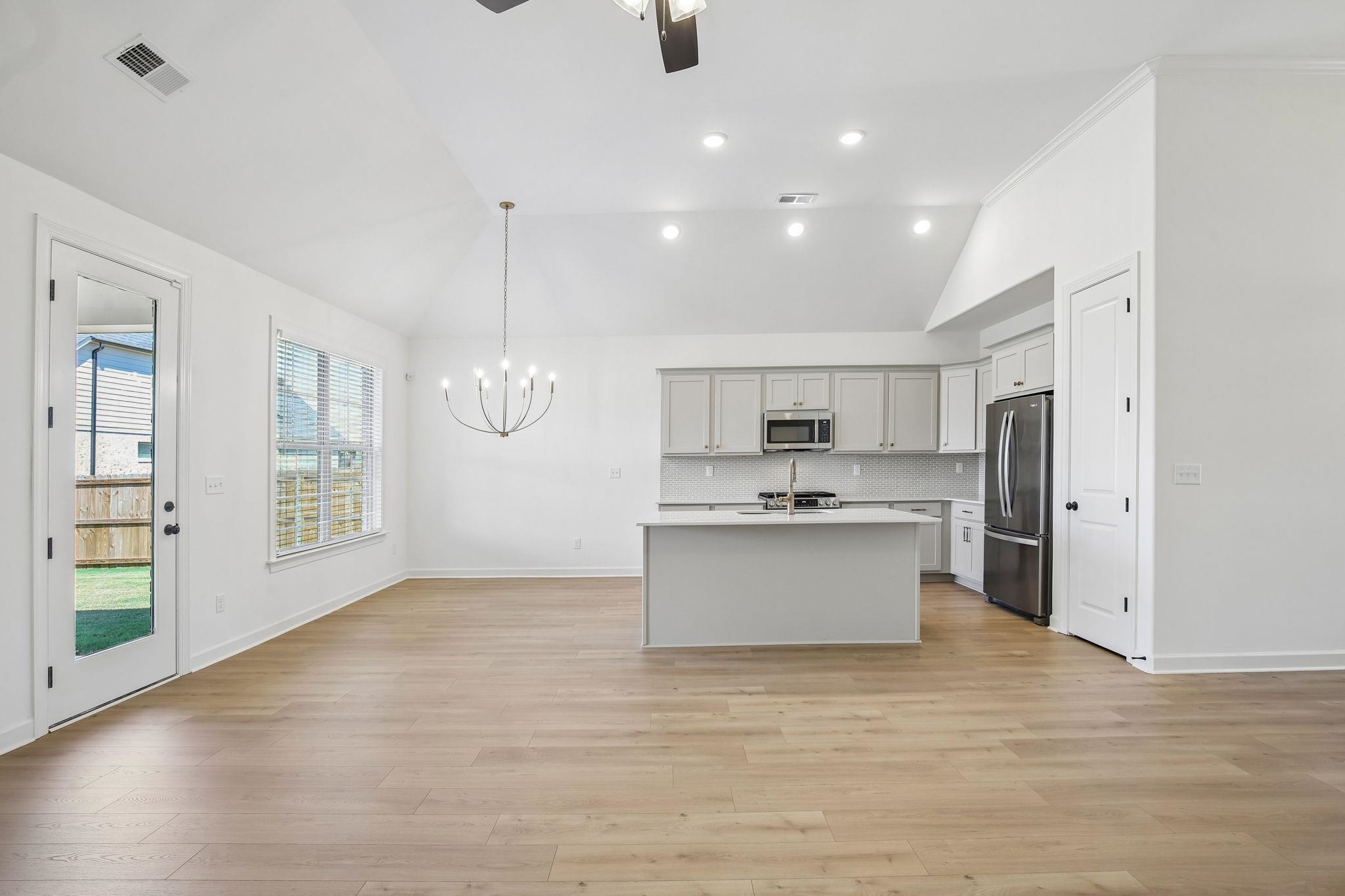 95 Misty Ridge Loop Property Photo 6