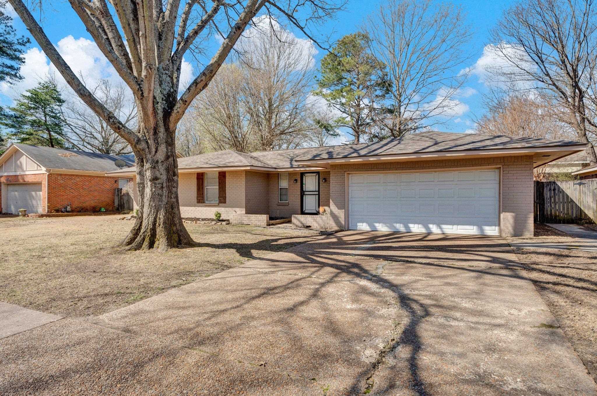 3225 Teaberry Ln Property Photo 1