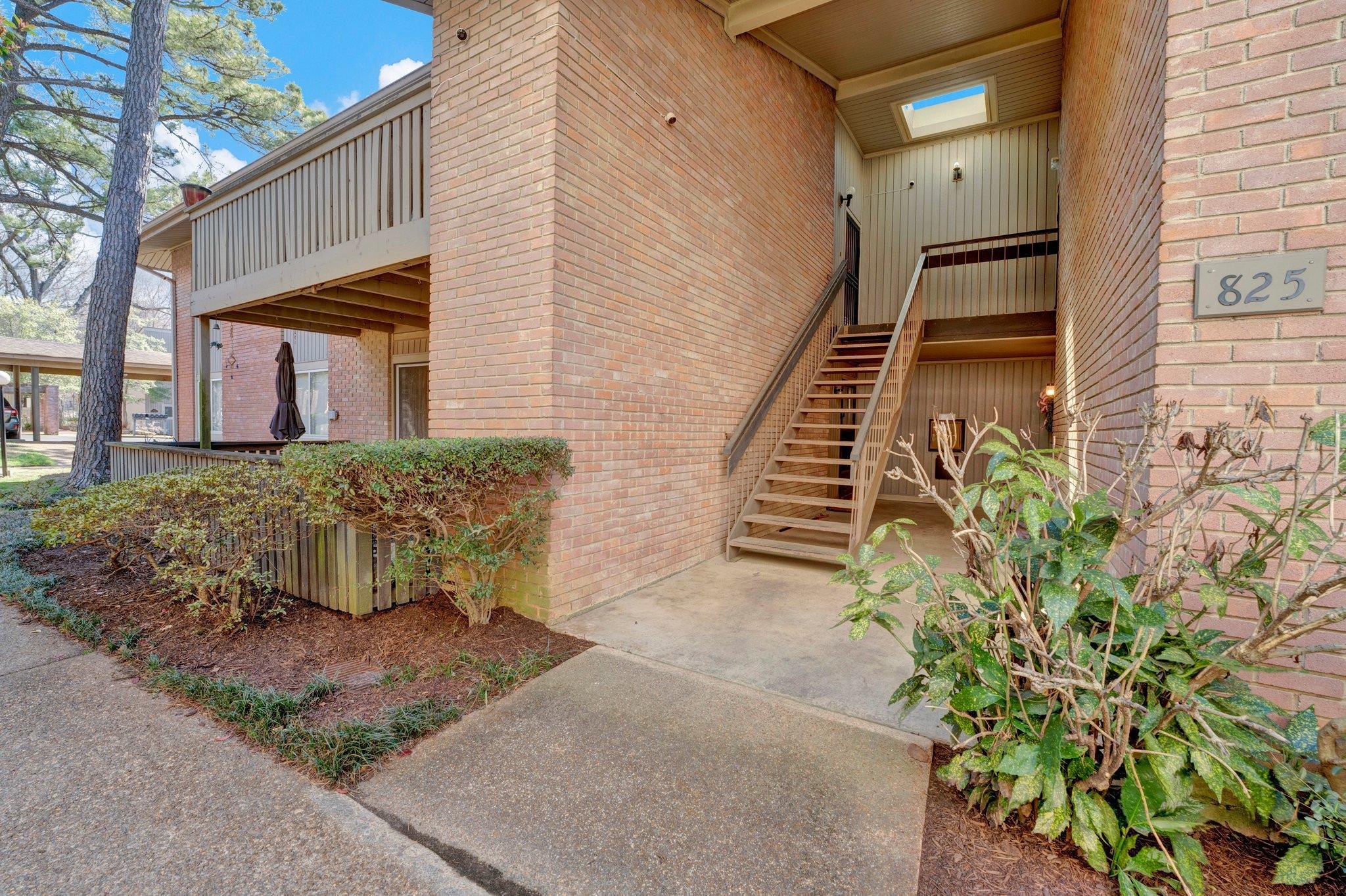 825 Merrywood Gln 1 Property Photo 1