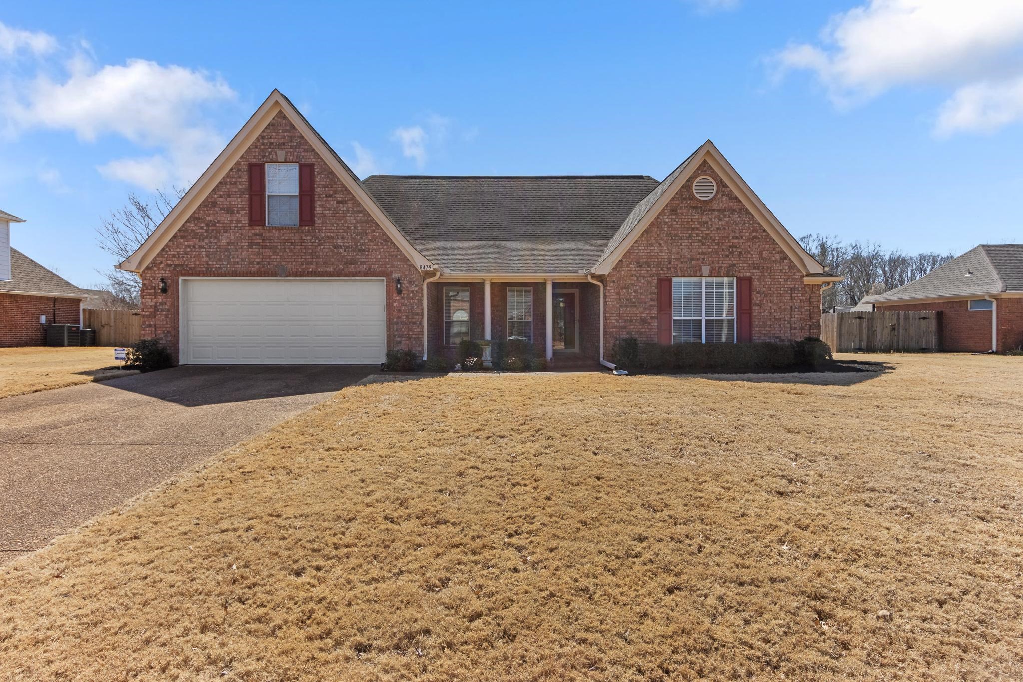 8479 Wolf Valley Ln Property Photo 1