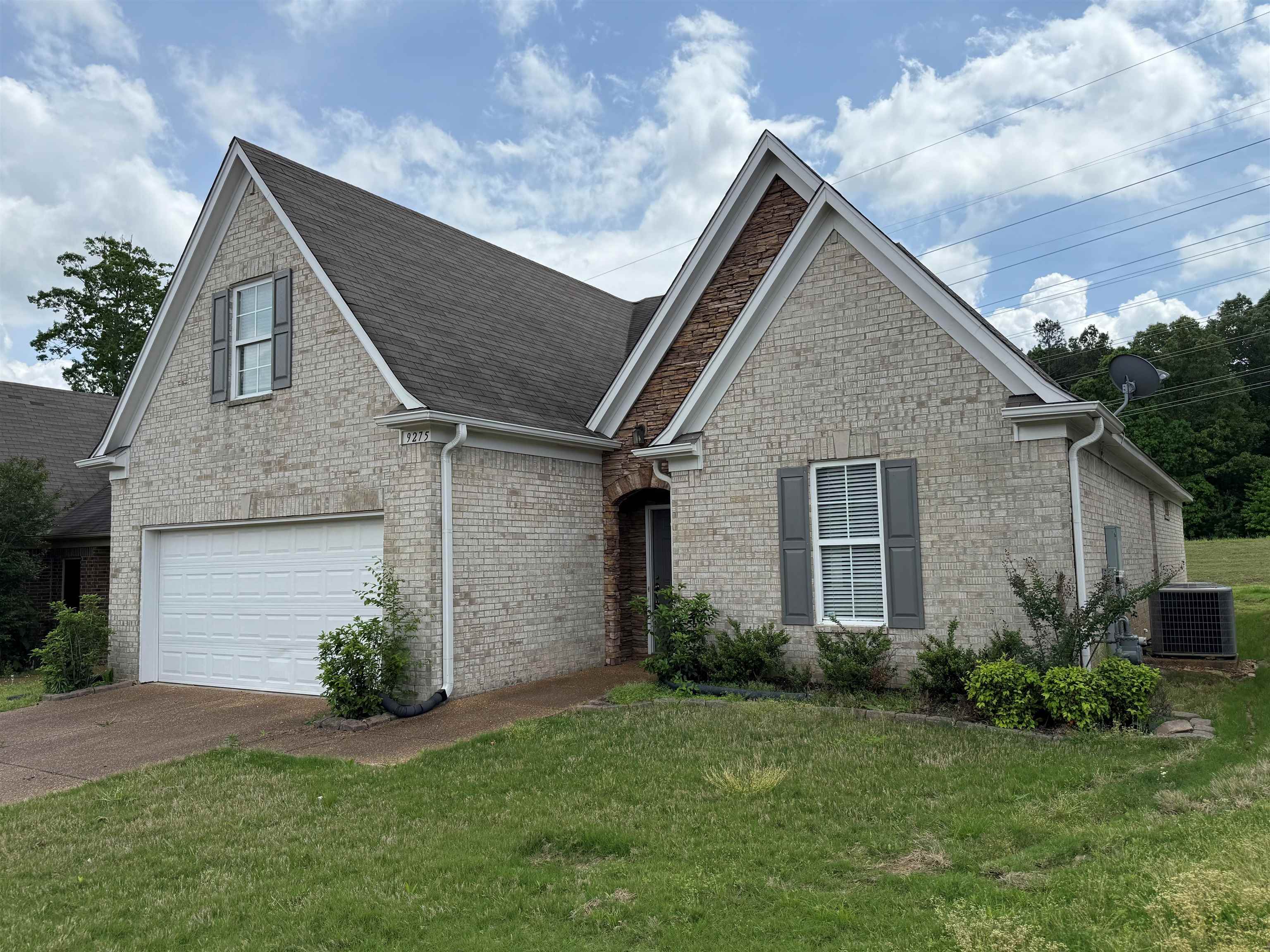 9275 Windy Meadow Ln Property Photo 1