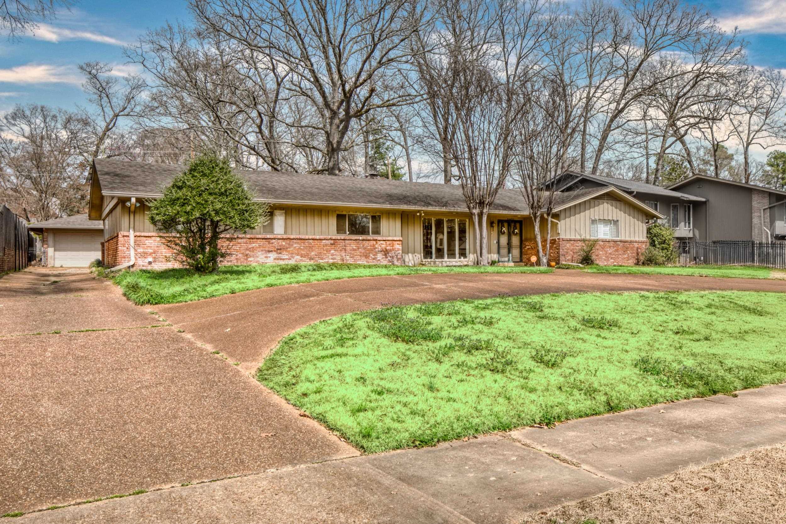 5680 N Angela Rd Property Photo 1