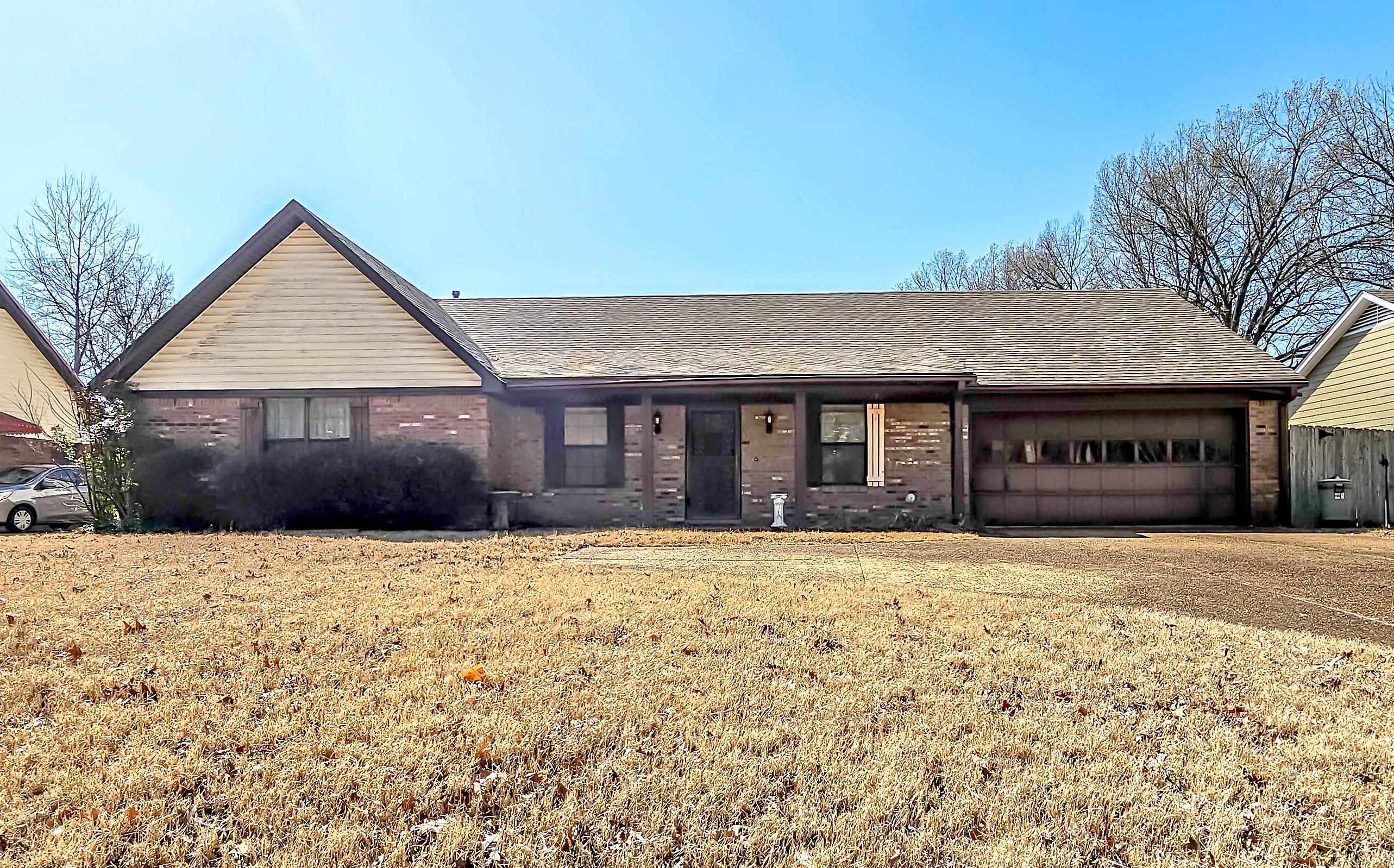 5565 Yale Rd Property Photo 1