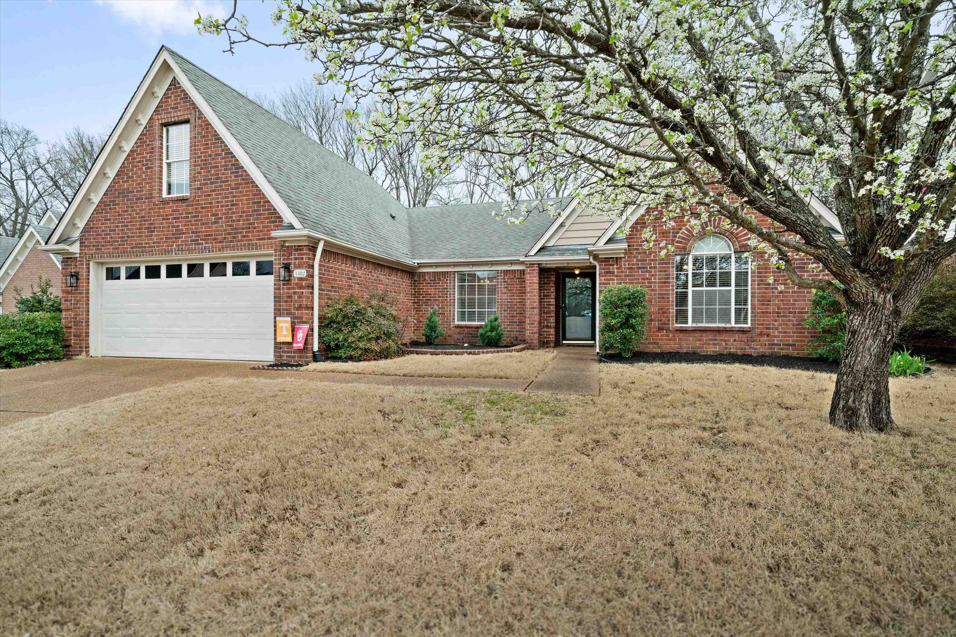 1382 Milestone Dr Property Photo 1
