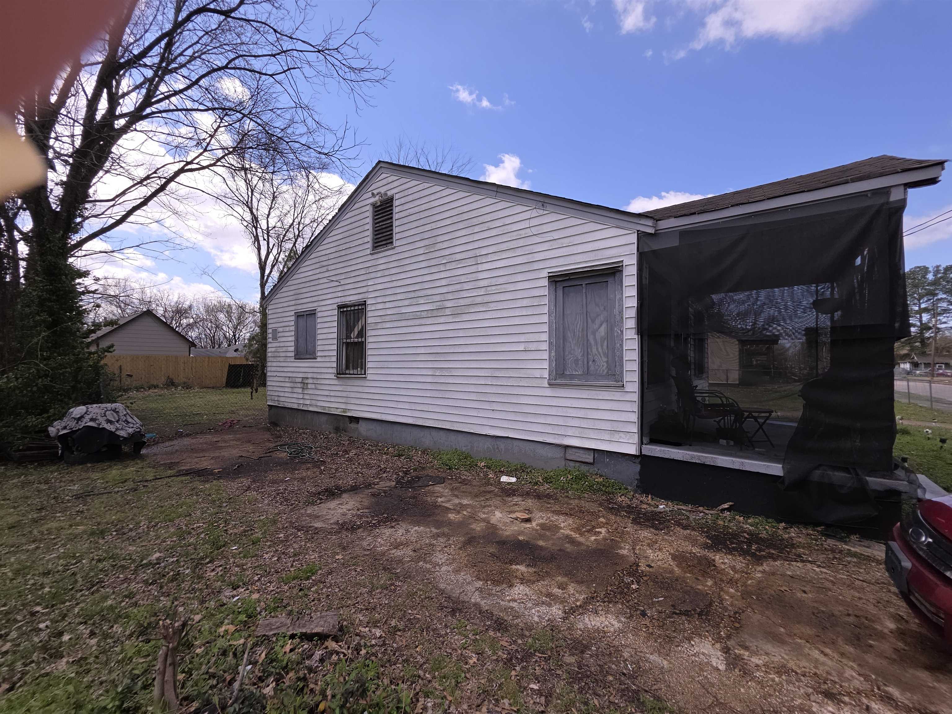 2403 Golden Ave Property Photo 1