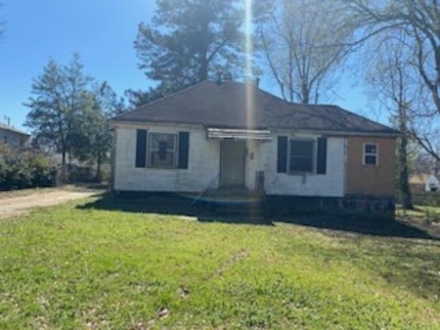525 E DISON AVE Property Photo 1