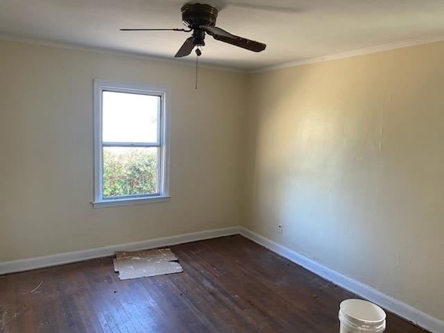 525 E Dison Ave Property Photo 3