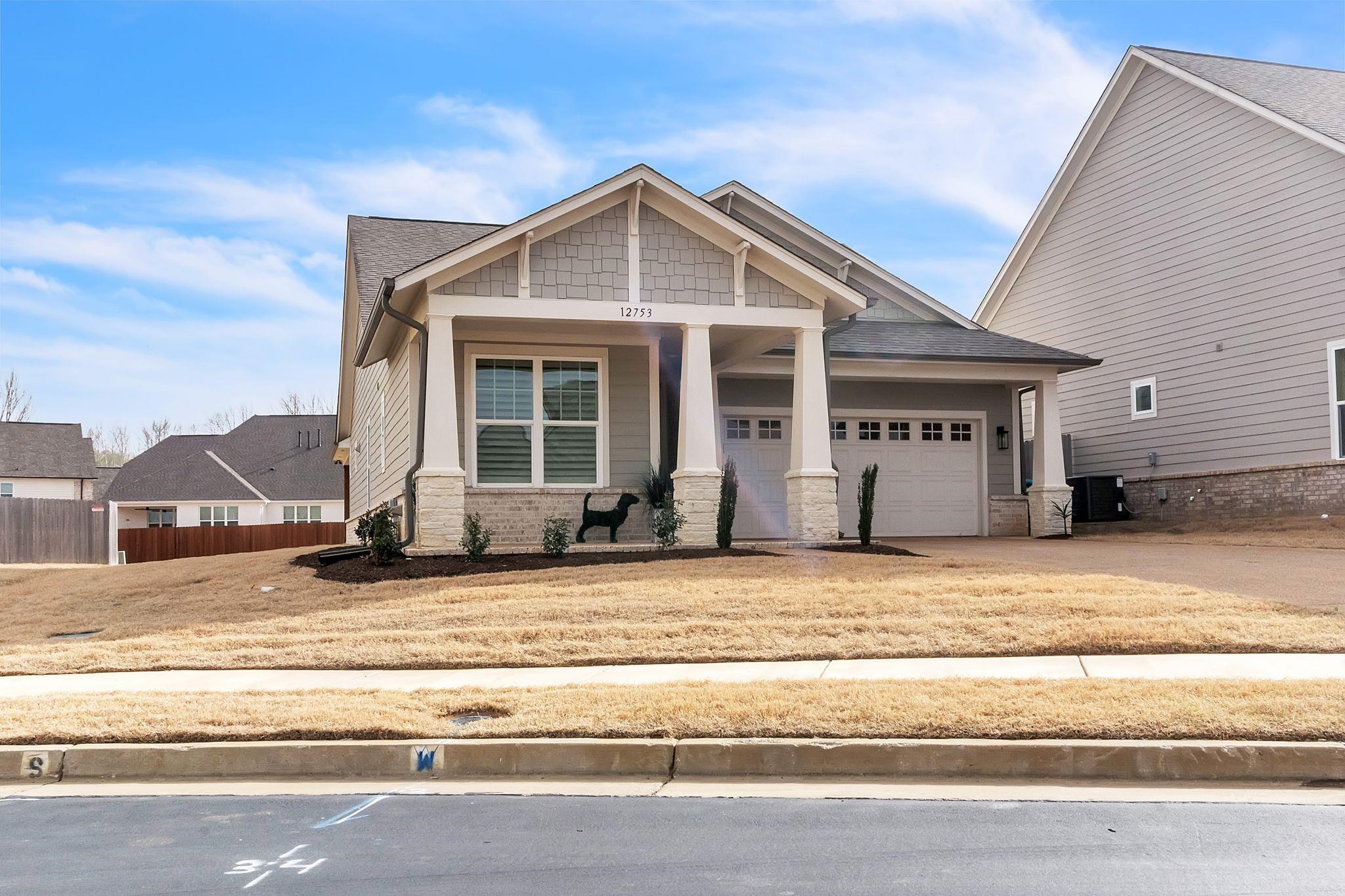 12753 Hollow Oak Dr S Property Photo 1