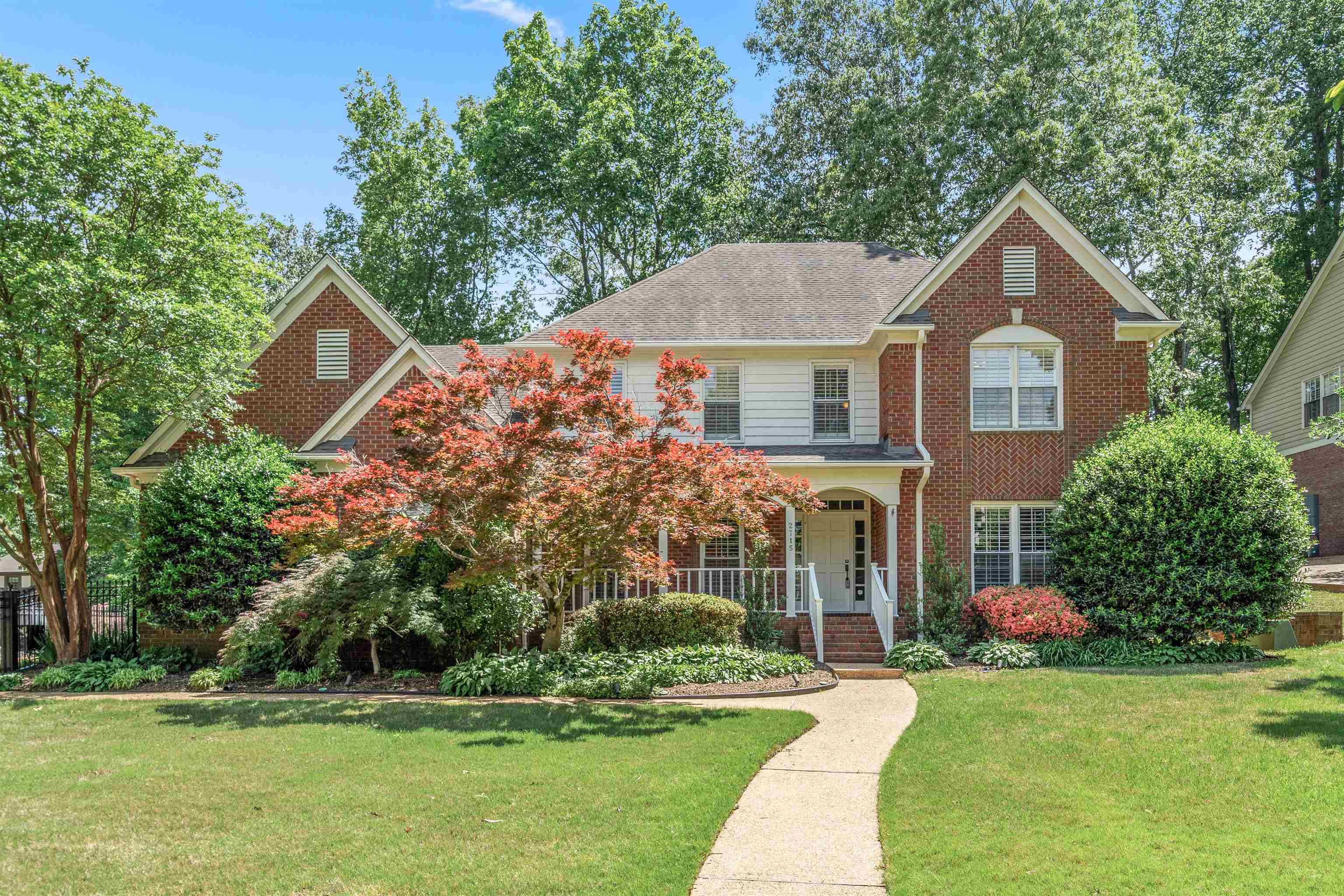 2715 Sweet Oaks Circle Dr Property Photo 1