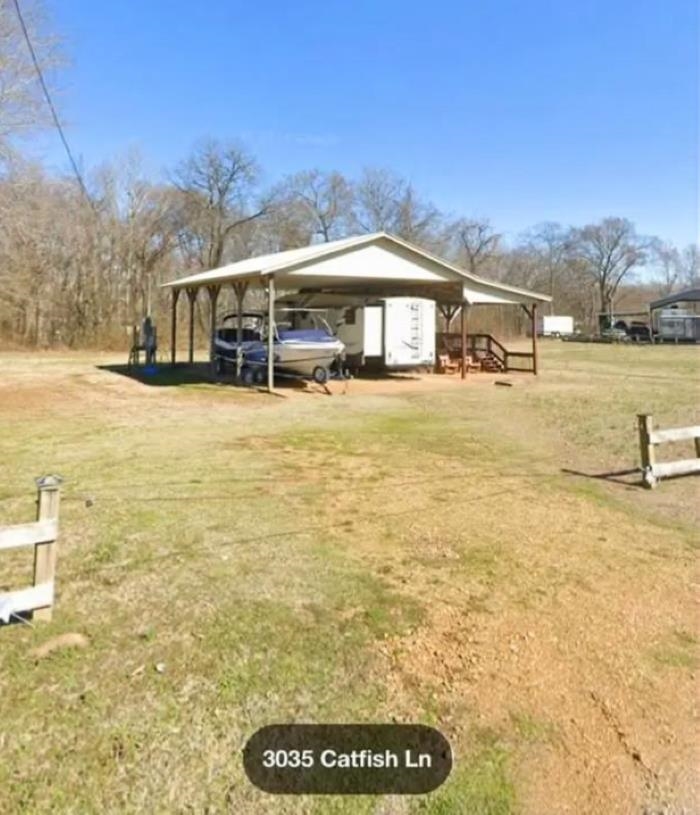 3000 Bridgeview Ln Property Photo 3