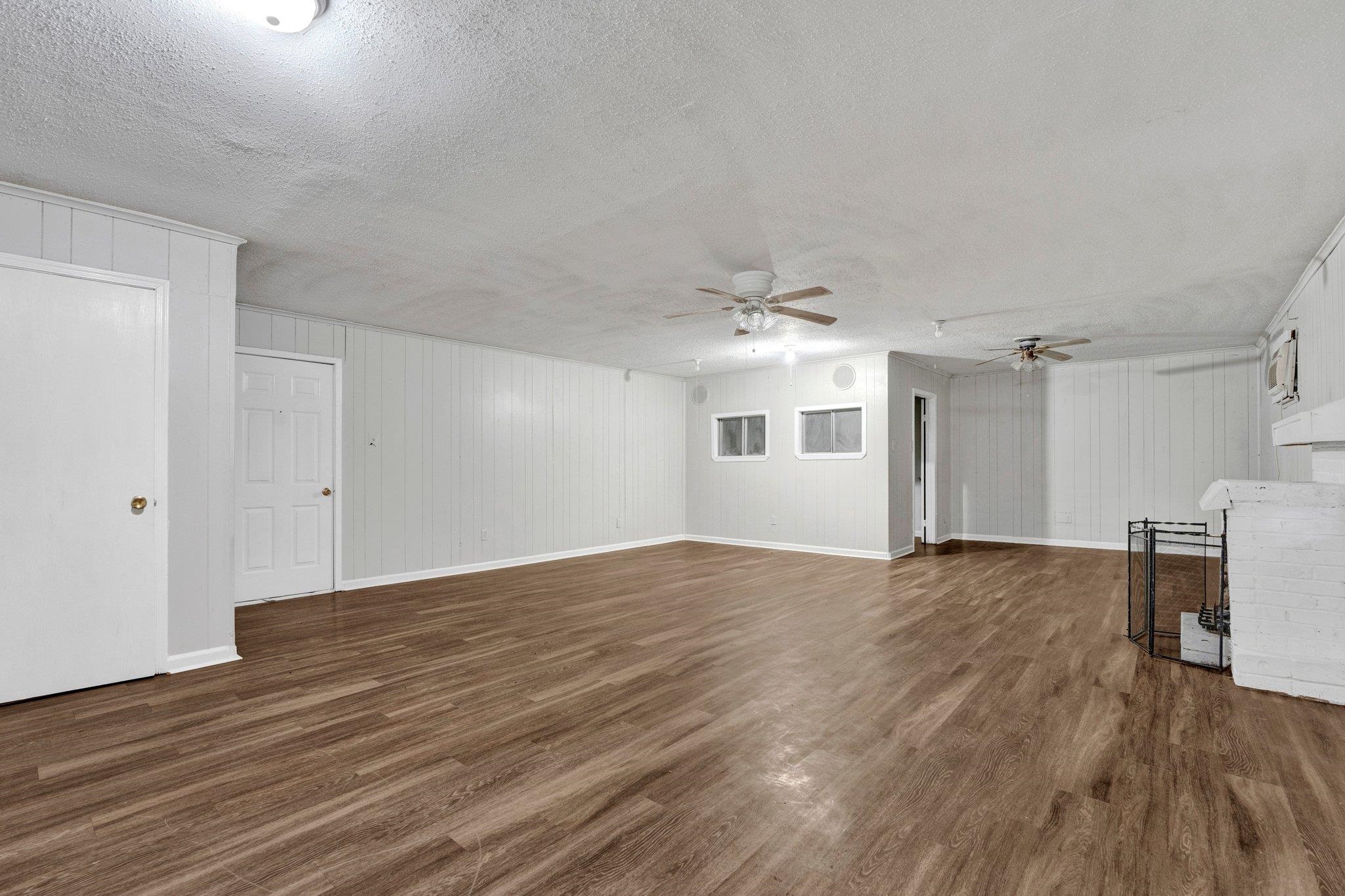 1480 Warford St Property Photo 12