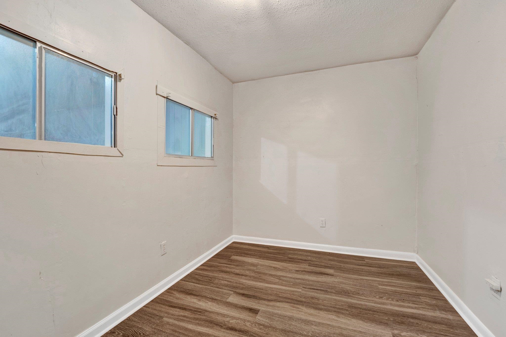 1480 Warford St Property Photo 18