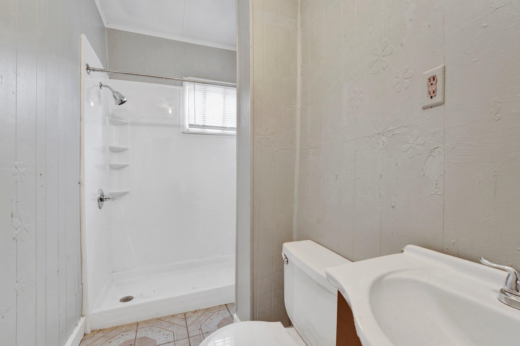 1480 Warford St Property Photo 19