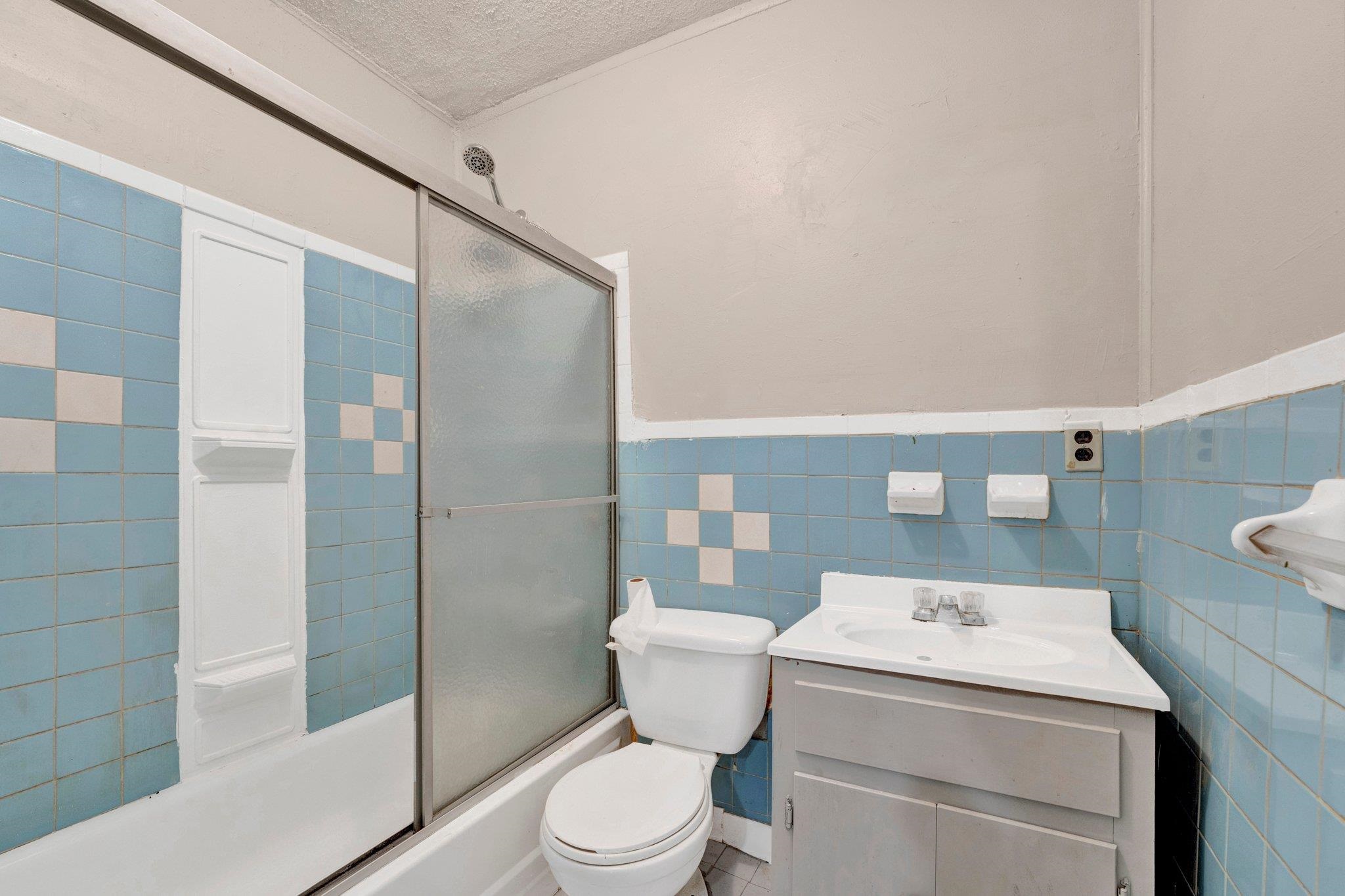 1480 Warford St Property Photo 21