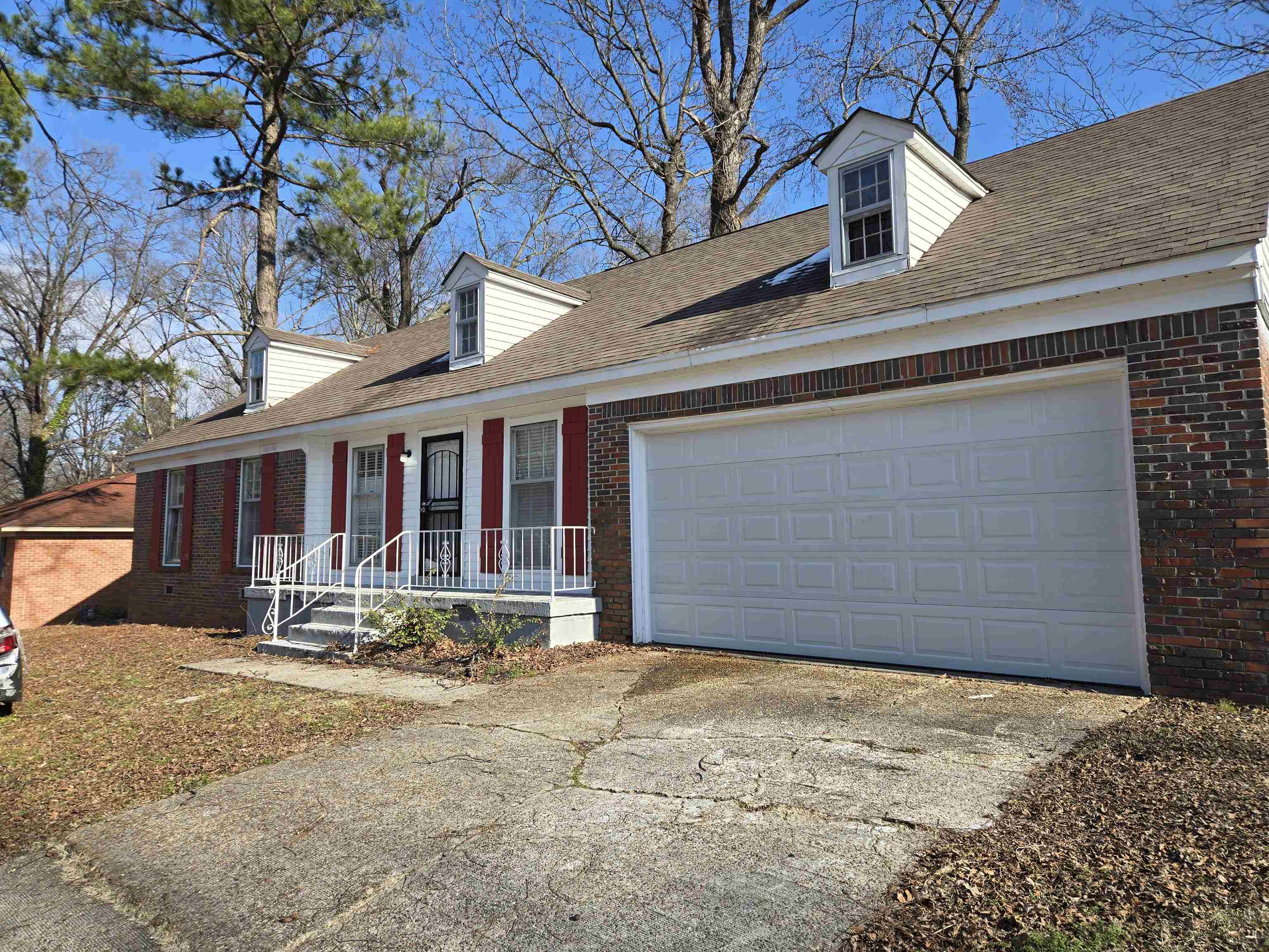2976 Scotland Rd Property Photo 1