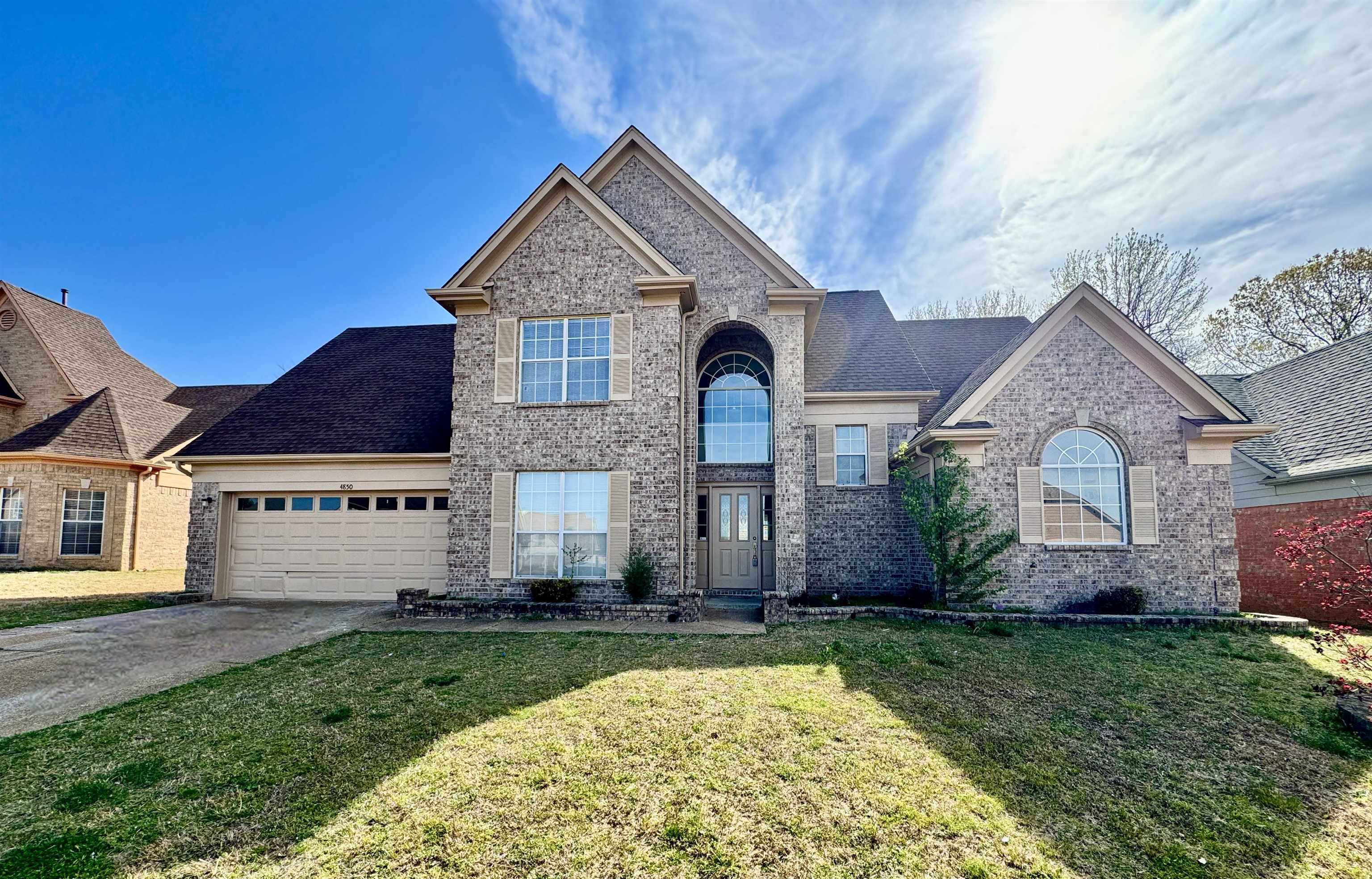 4850 Lanlee Dr Property Photo 1