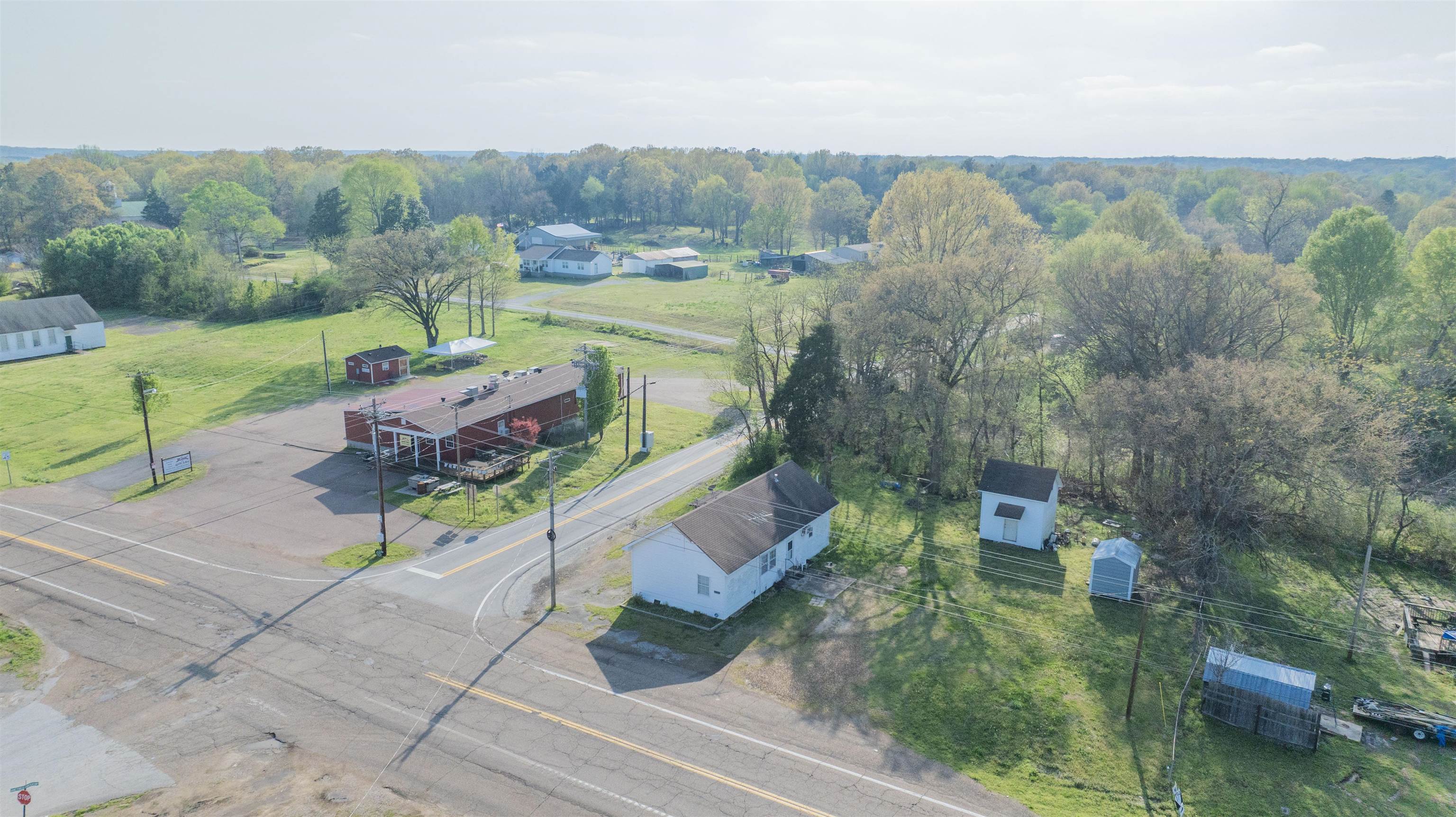 13305 76 Hwy S Property Photo 5