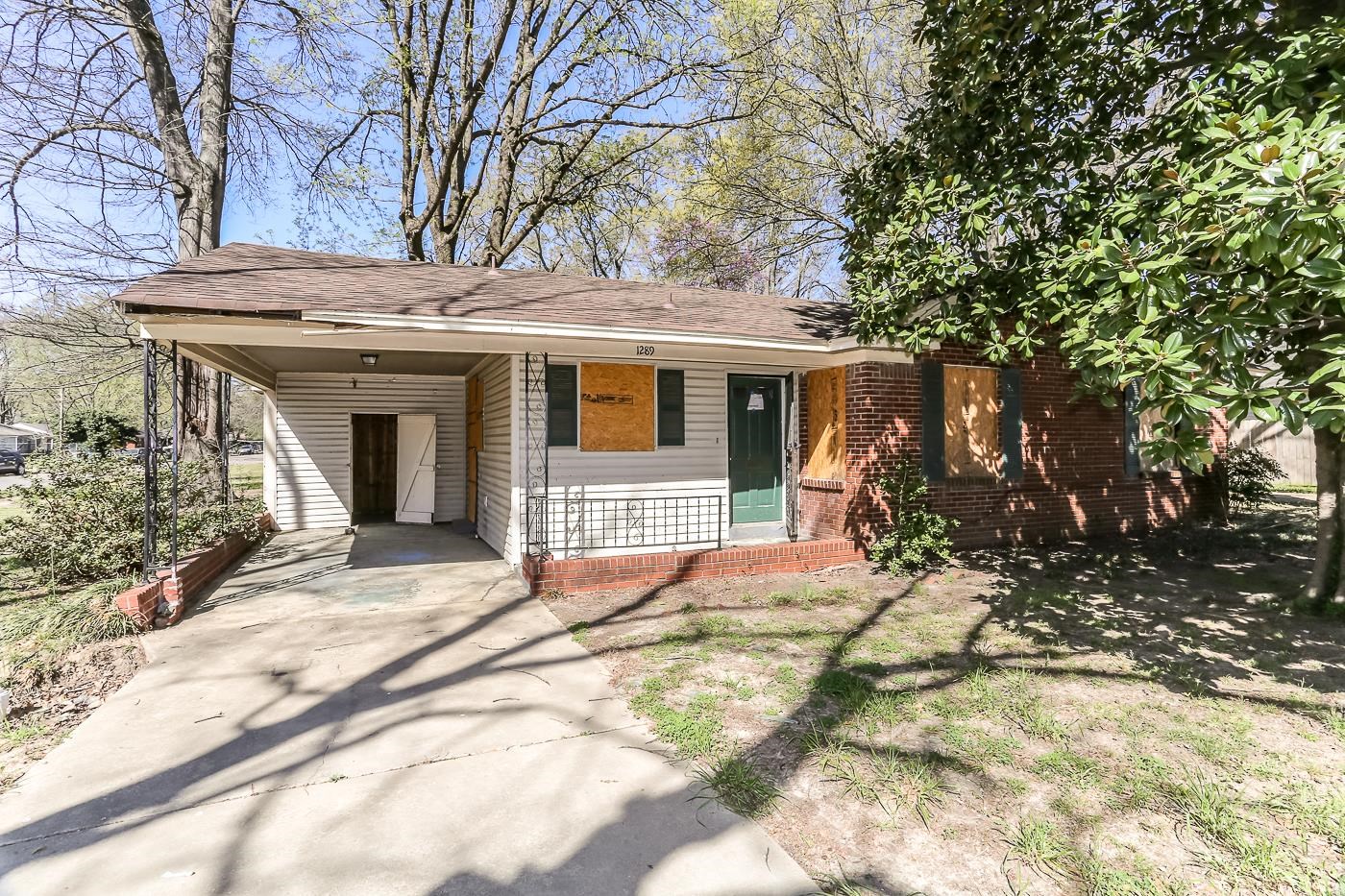 1289 Briarwood Dr Property Photo 1
