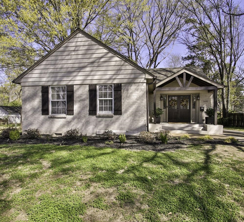 3688 Philwood Ave Property Photo 1