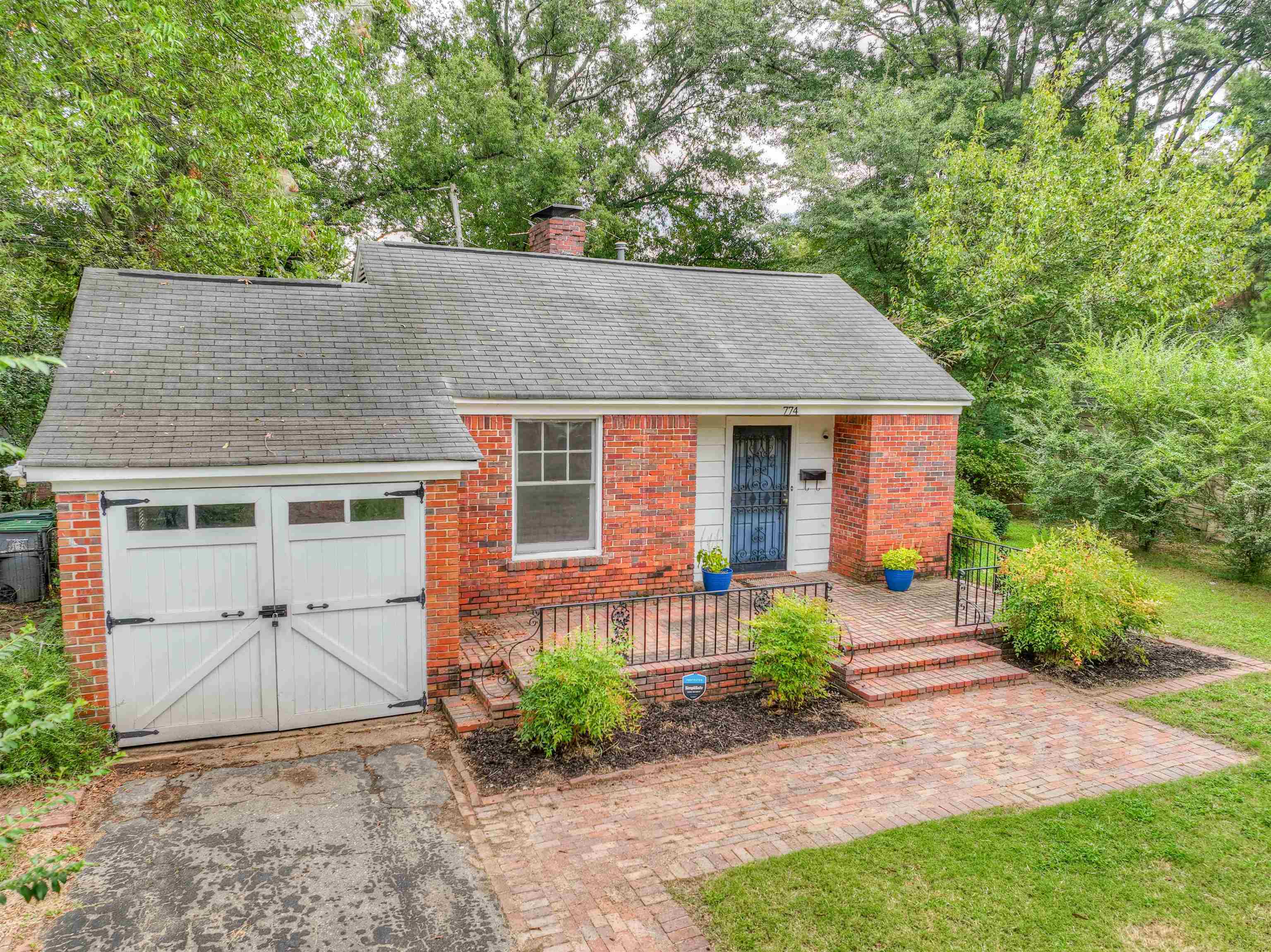 774 Prescott Cir Property Photo 1