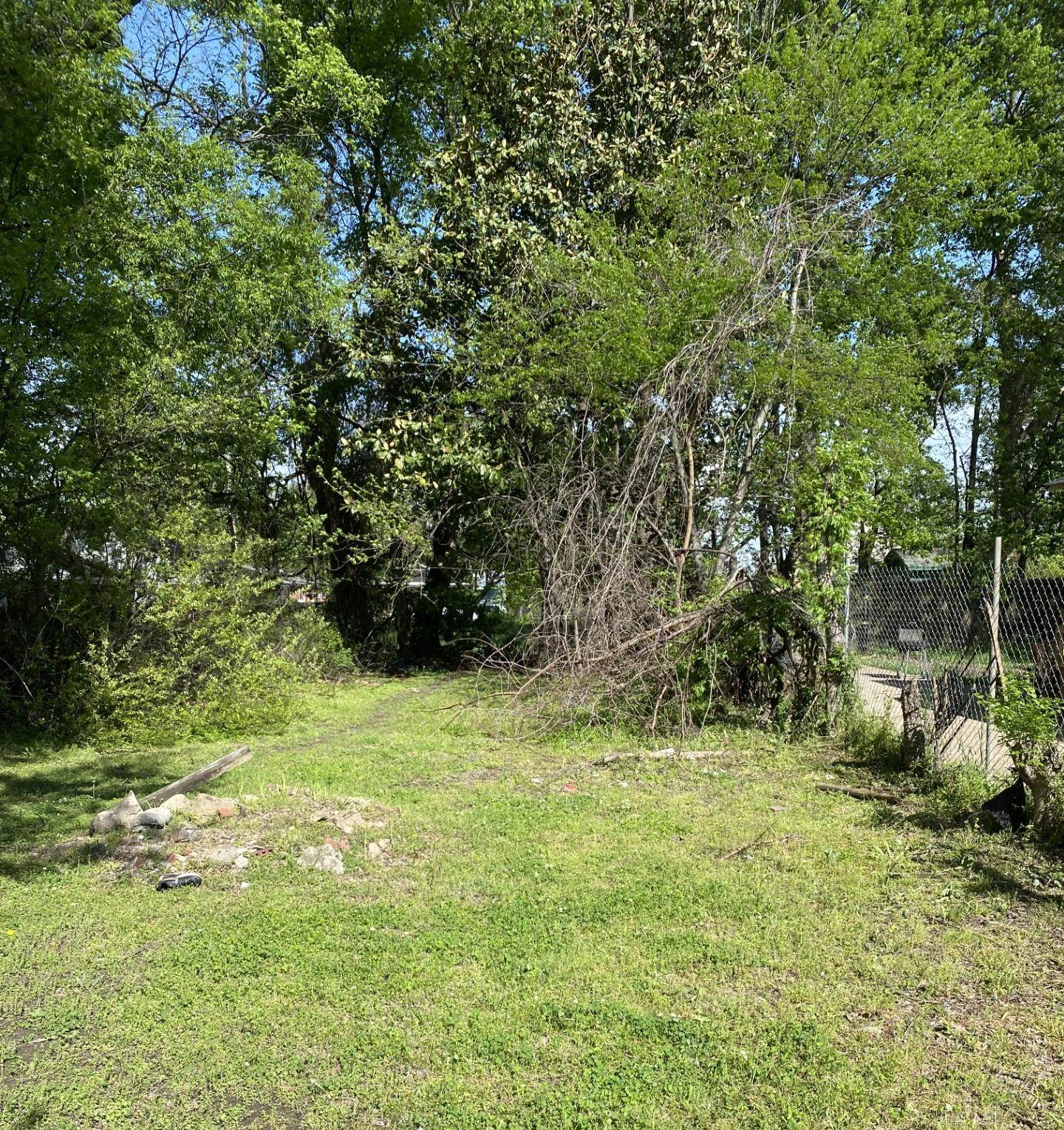 652 TILLMAN ST Property Photo 1