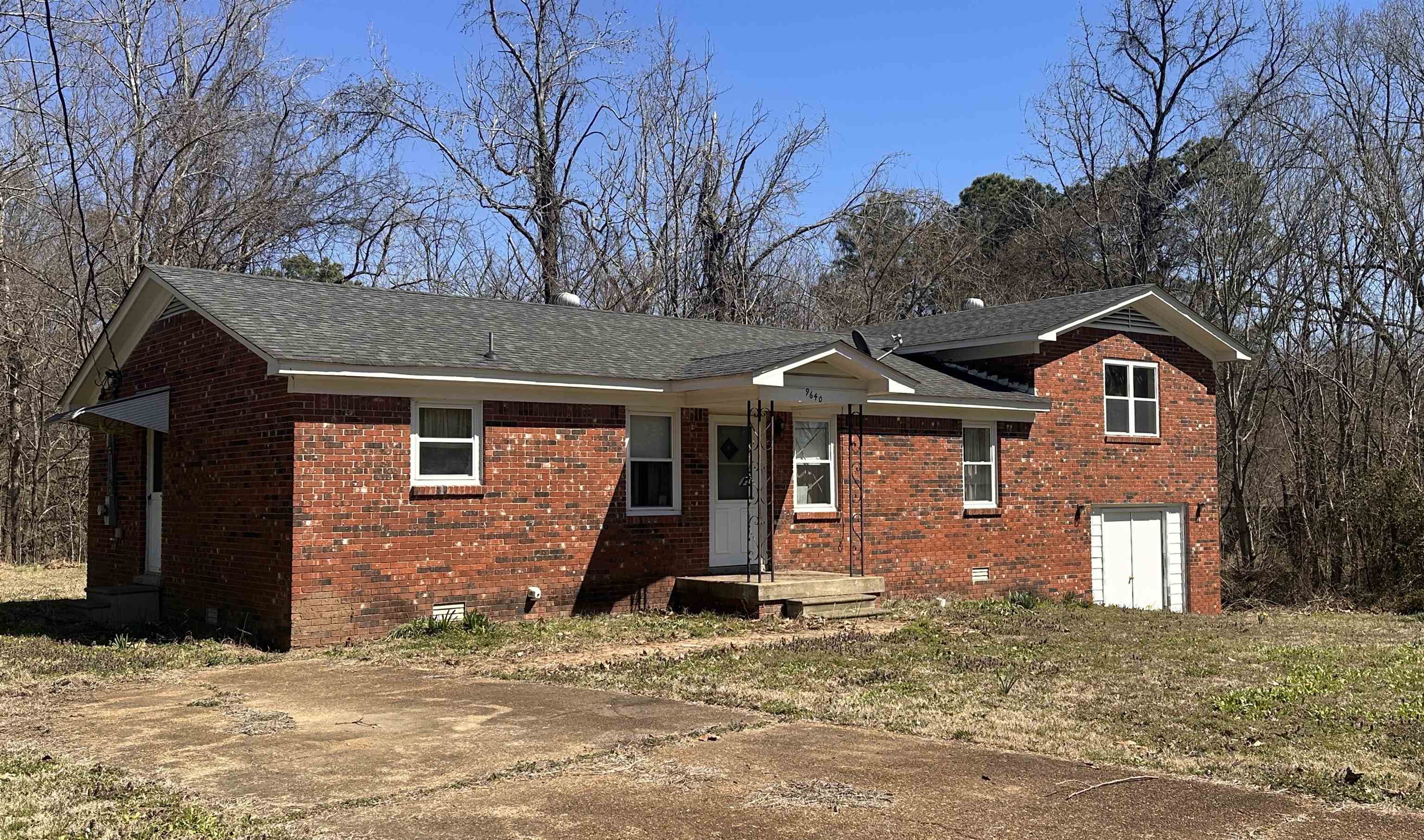 9640 New Bethel Rd Property Photo 2