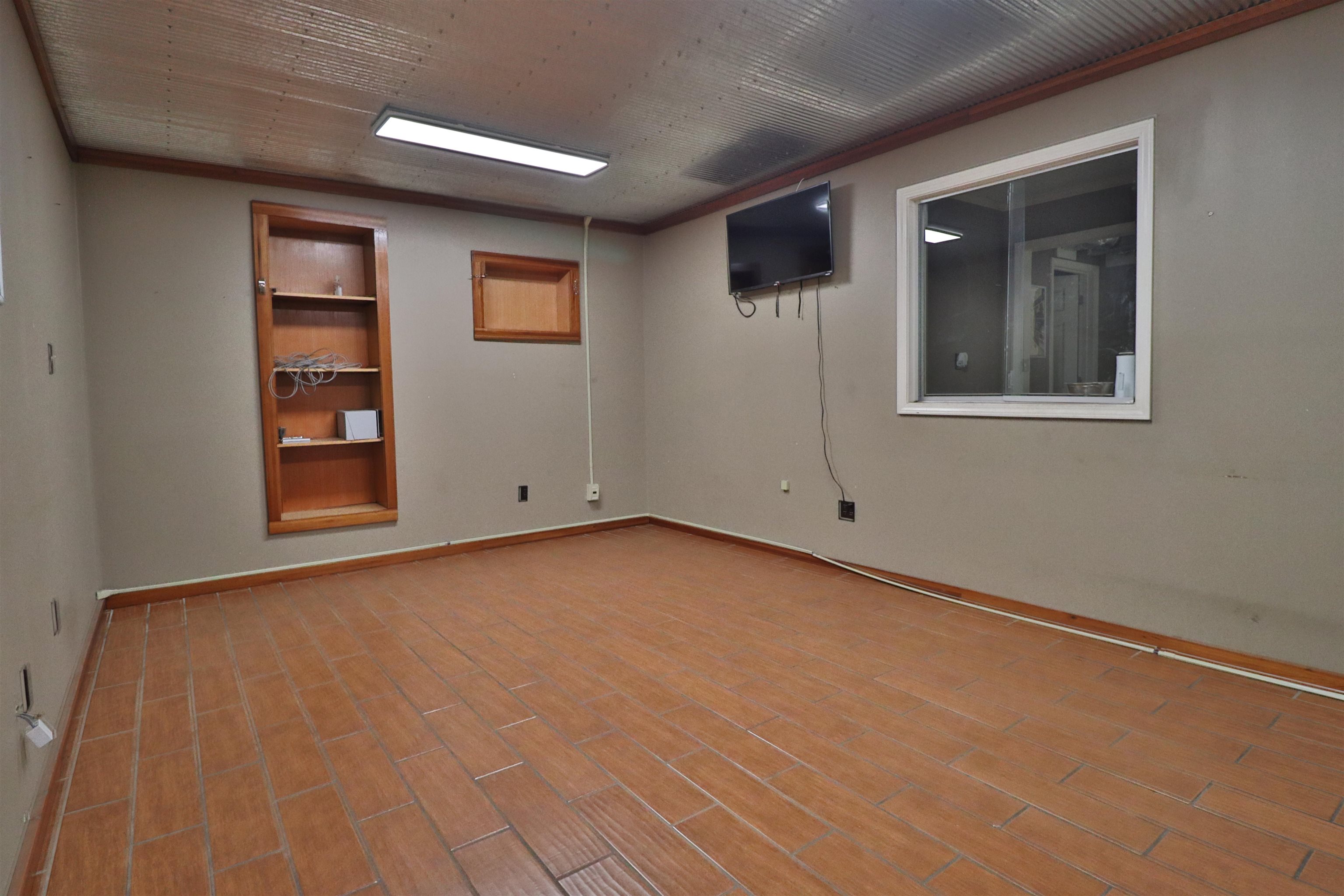 0 Industrial Dr Property Photo 18