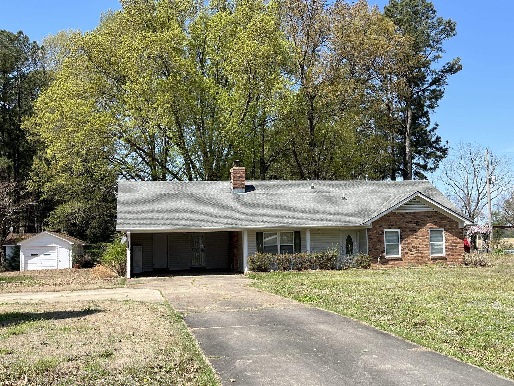 8059 Rosemark Rd Property Photo 1