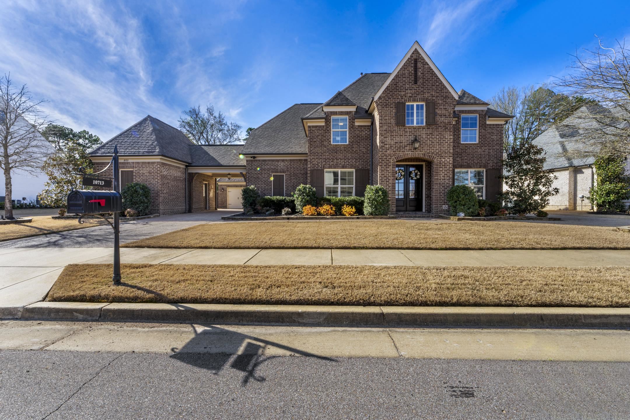 10713 Magnolia Park Cir S Property Photo 1