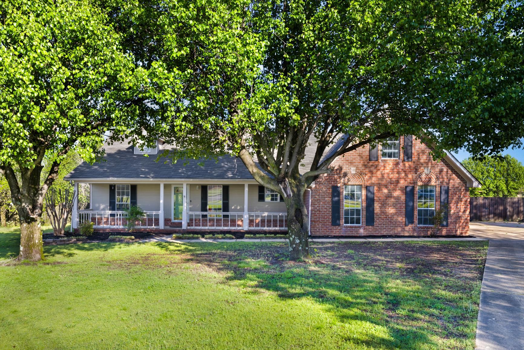 130 Persimmon Cv Property Photo 1