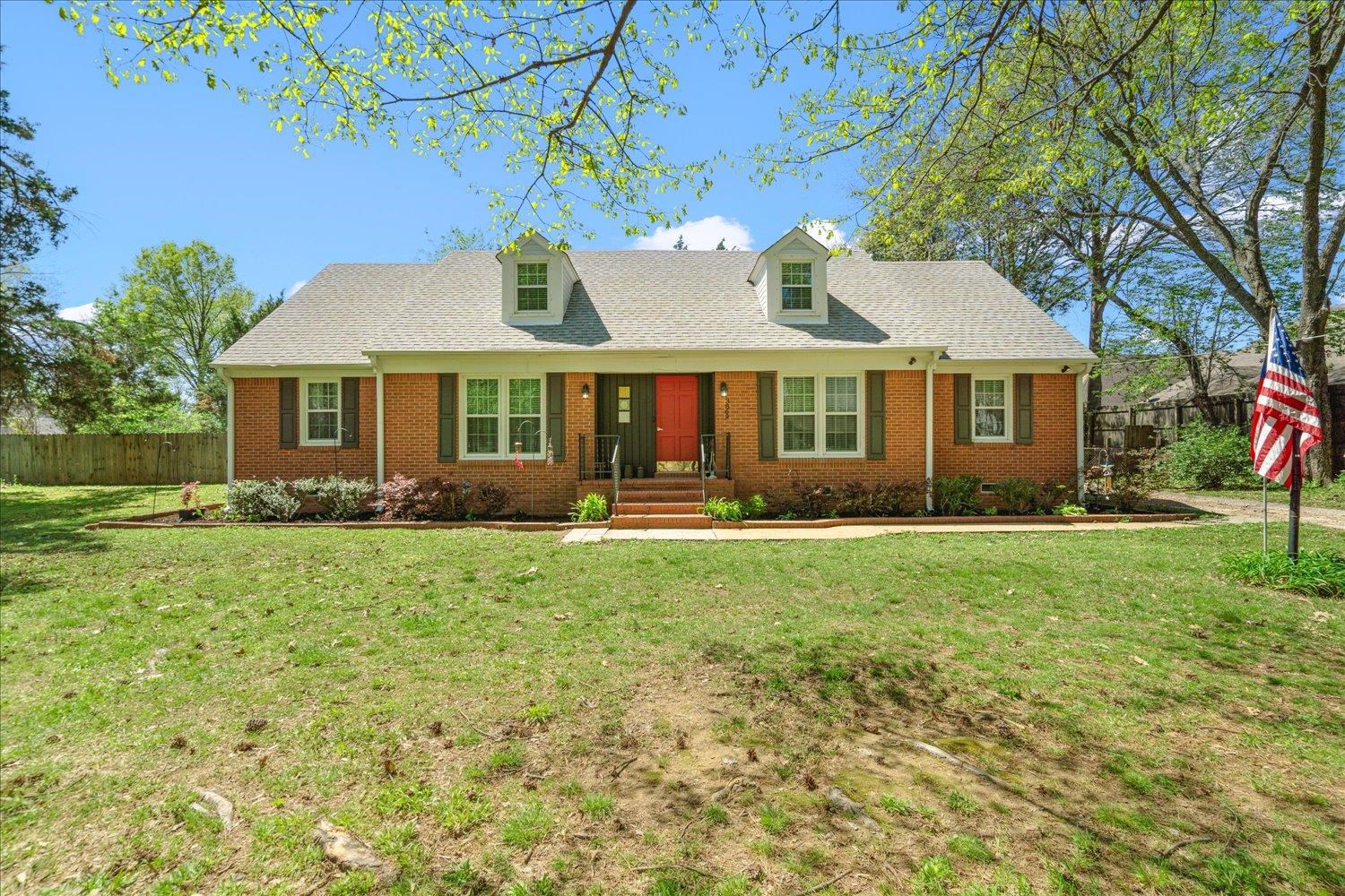 3869 Appling Rd Property Photo 1
