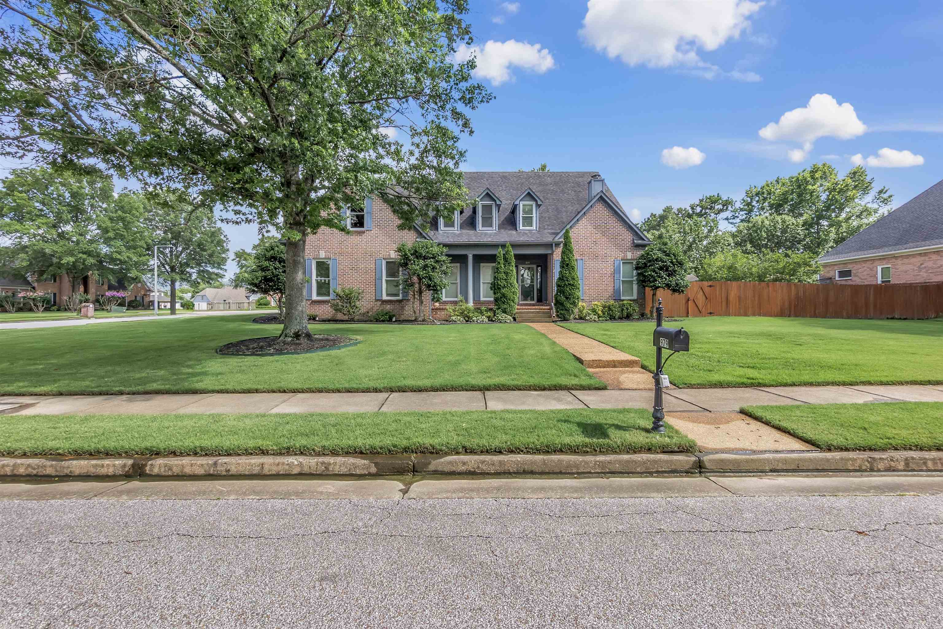 979 Welbeck Cv Property Photo 1