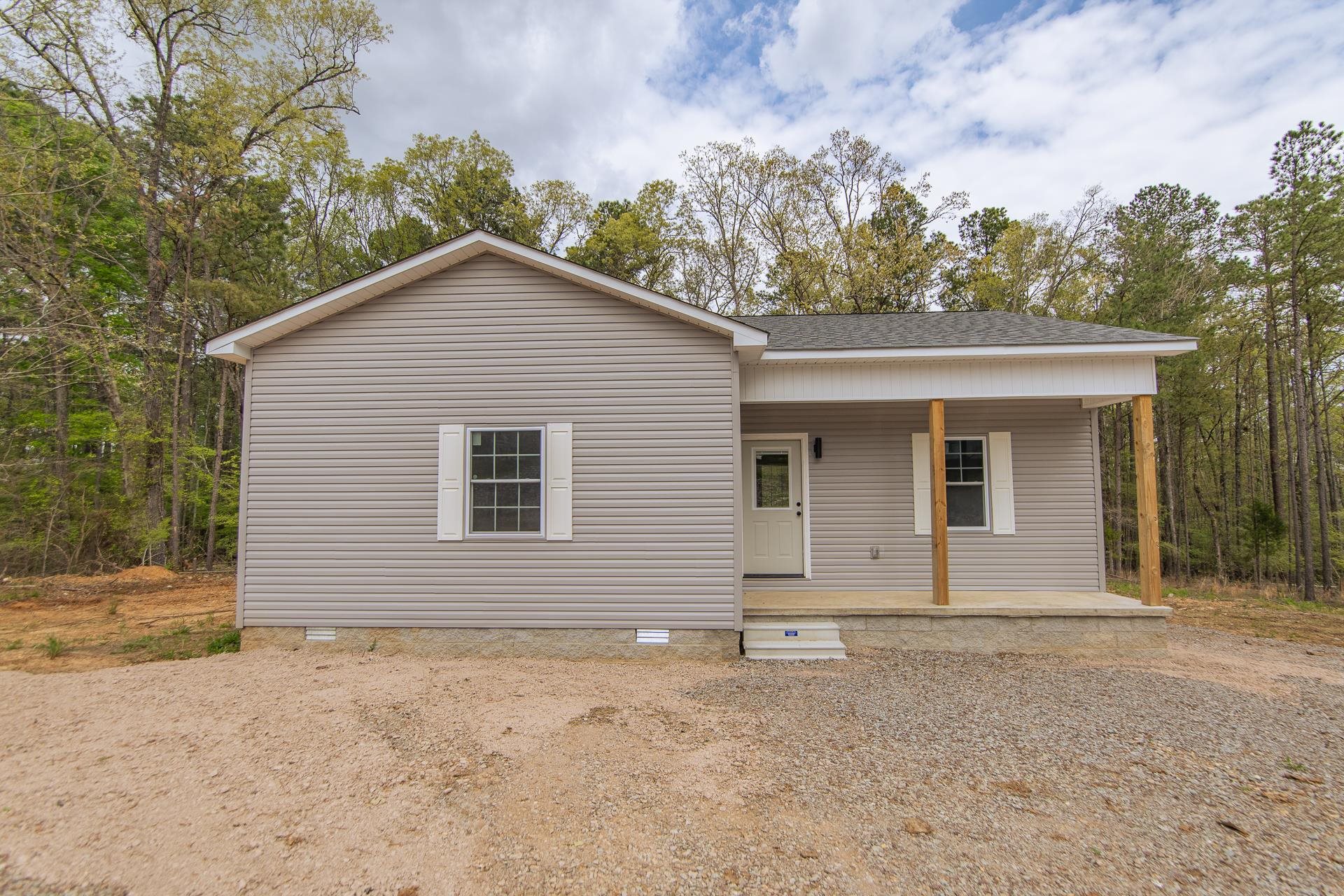 60 Ty Ln Property Photo 1