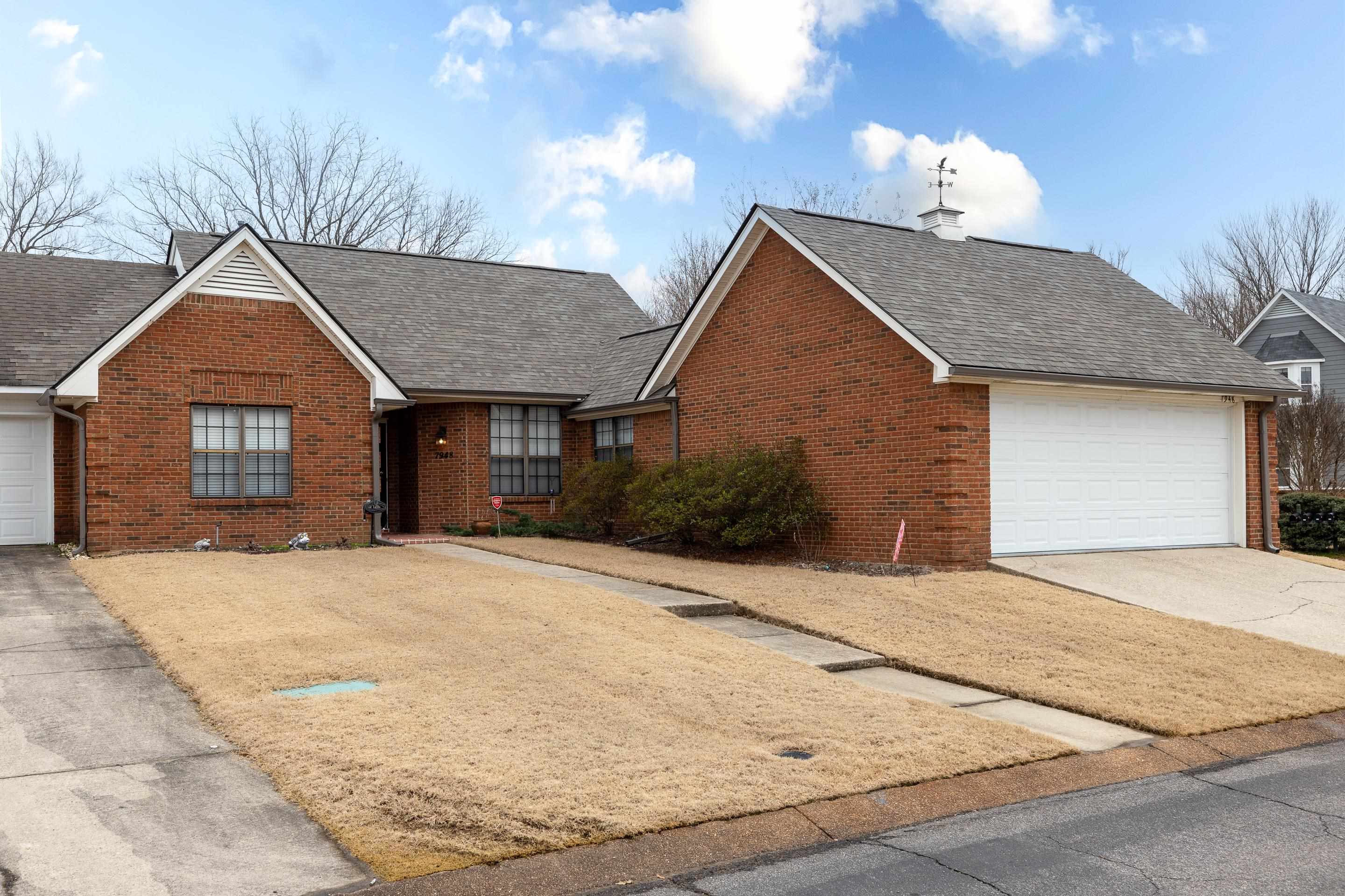 7948 Annes Cir Property Photo 1