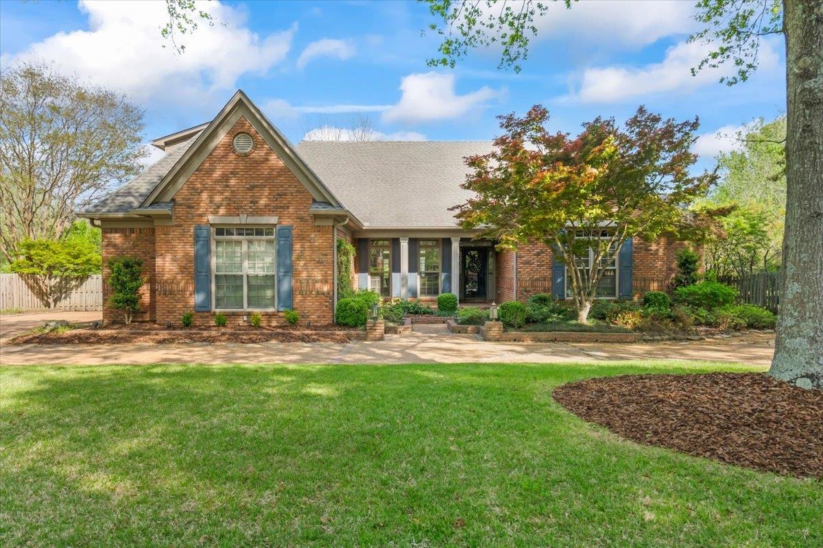 2620 Dibrell Trail Dr Property Photo 1