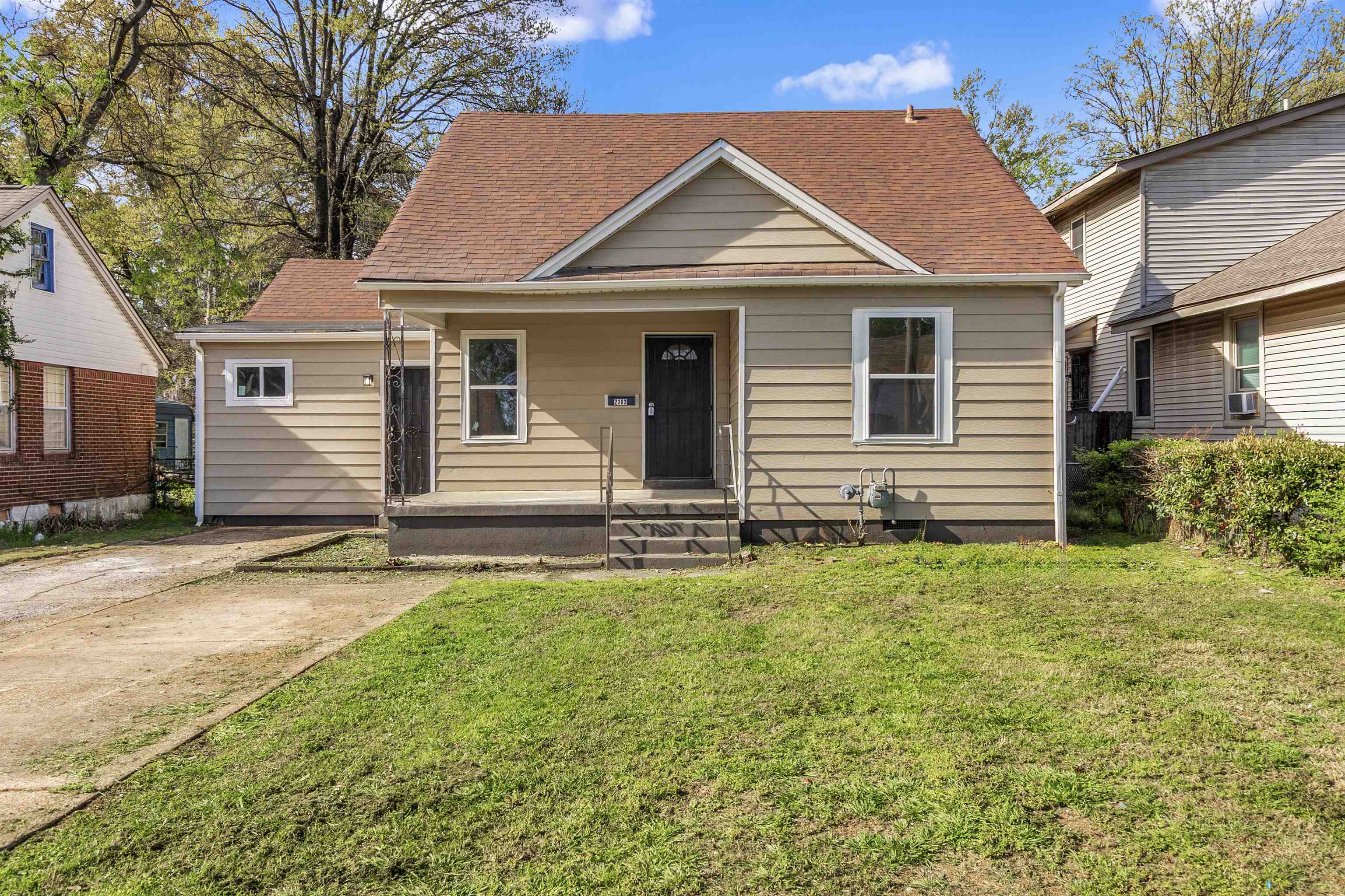 2383 Lowell Ave Property Photo 1