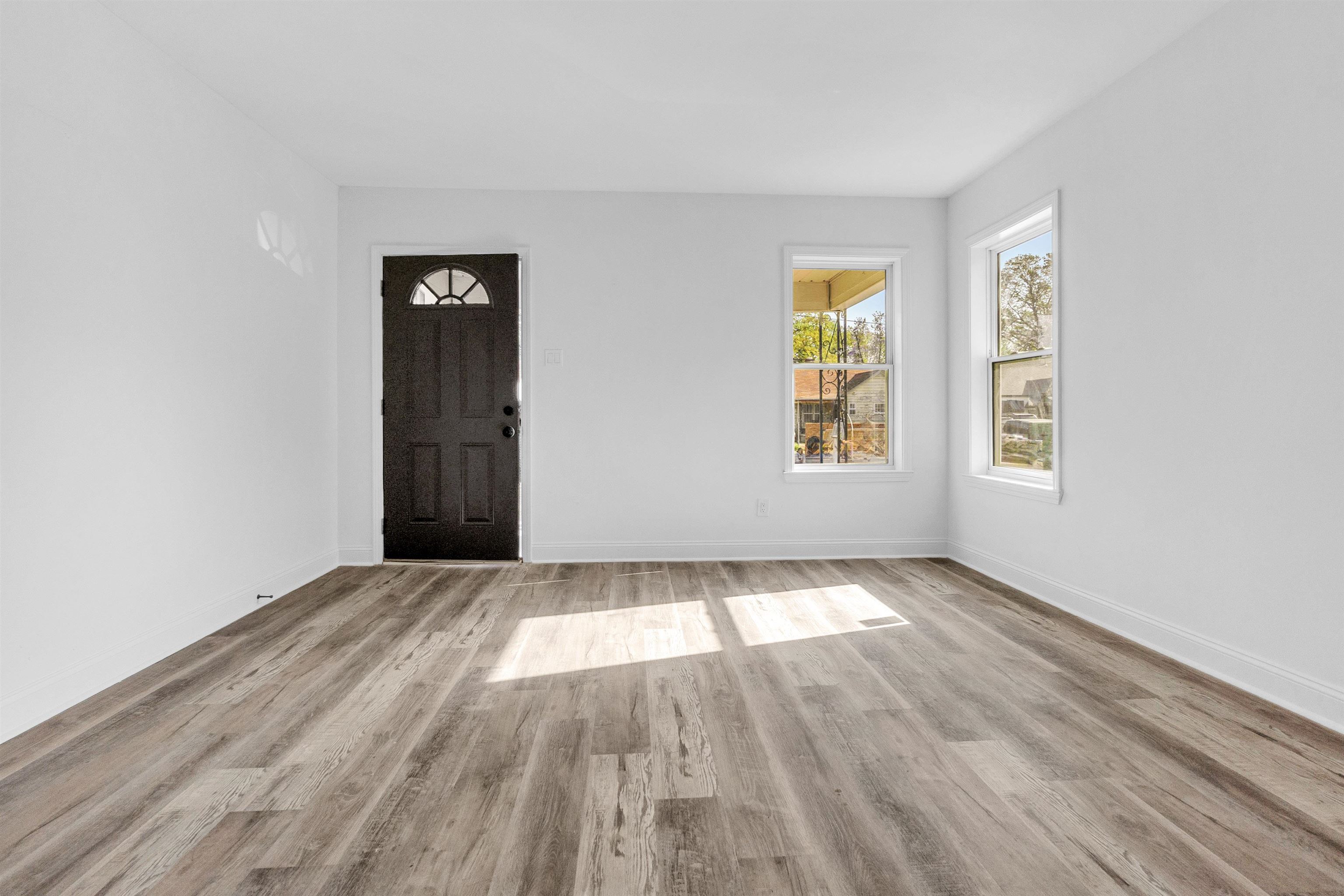 2383 Lowell Ave Property Photo 4