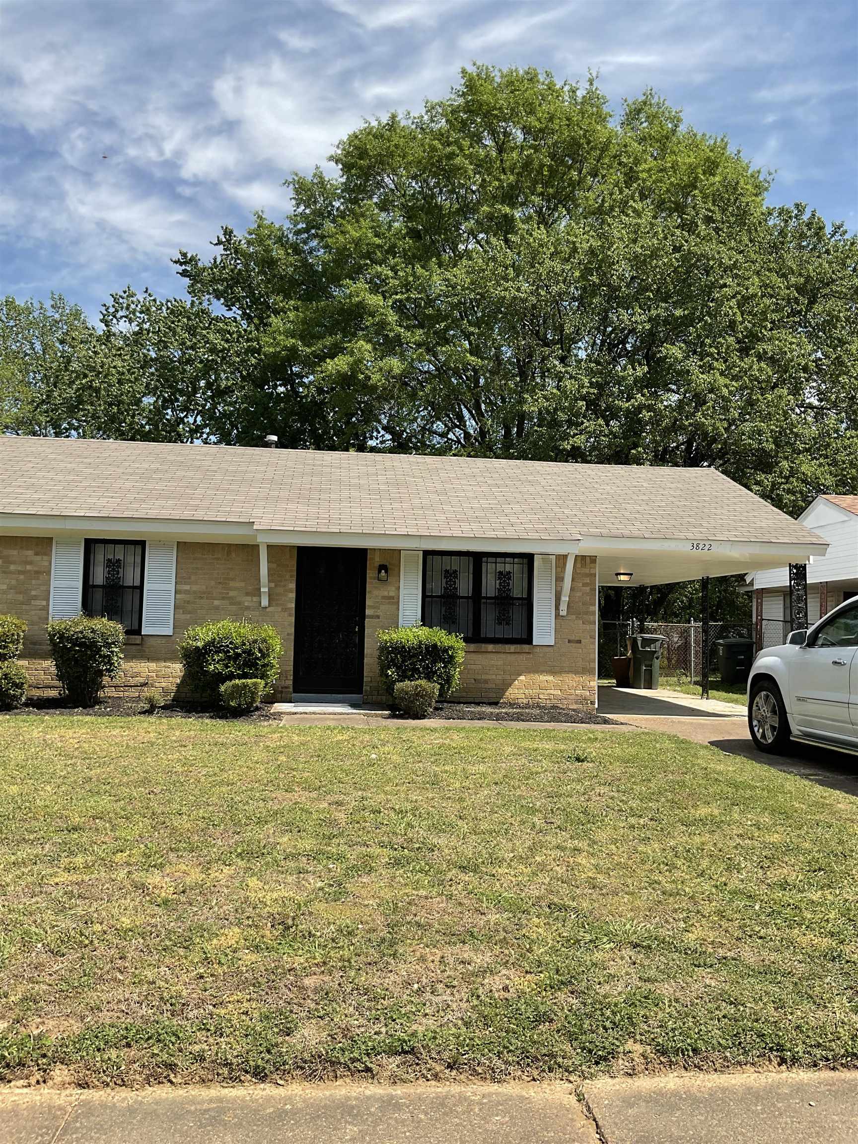 3822 OAKSHIRE ST N Property Photo 1