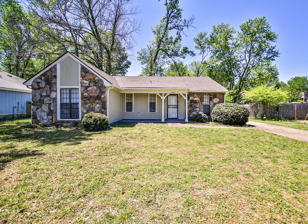 4463 Sandy Park Dr Property Photo 1