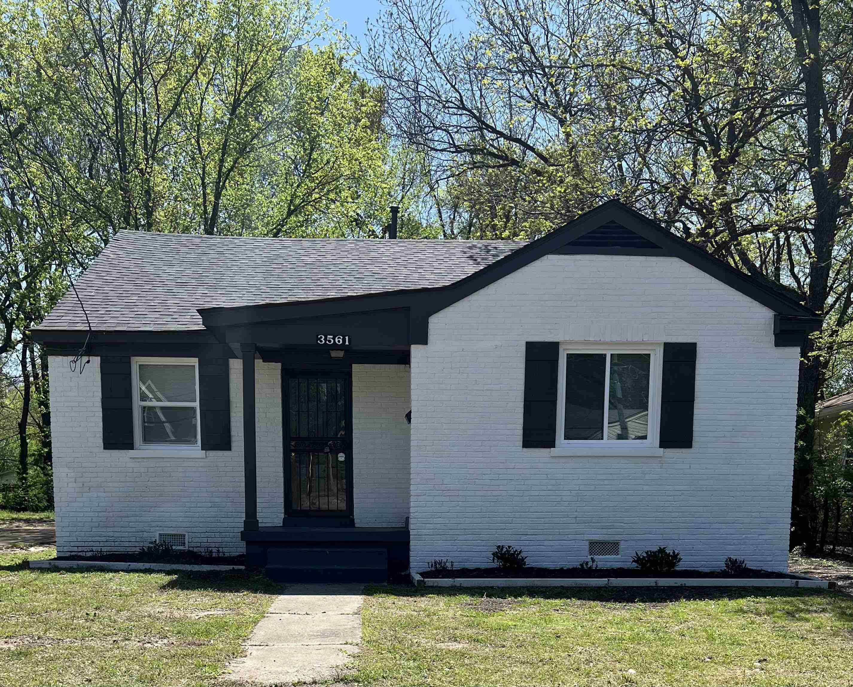 3561 Tutwiler Ave Property Photo 1