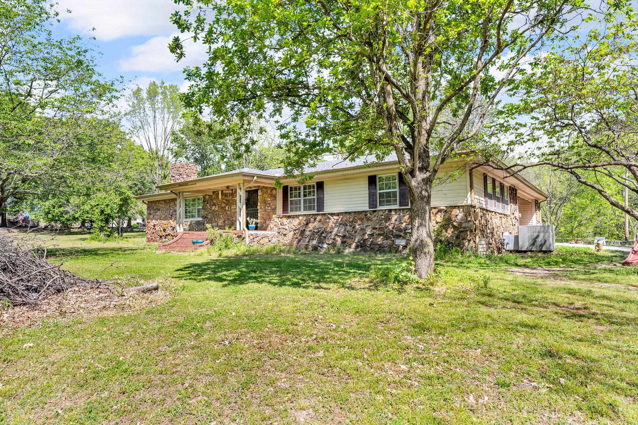 168 Jim Mckenzie Rd Property Photo 1