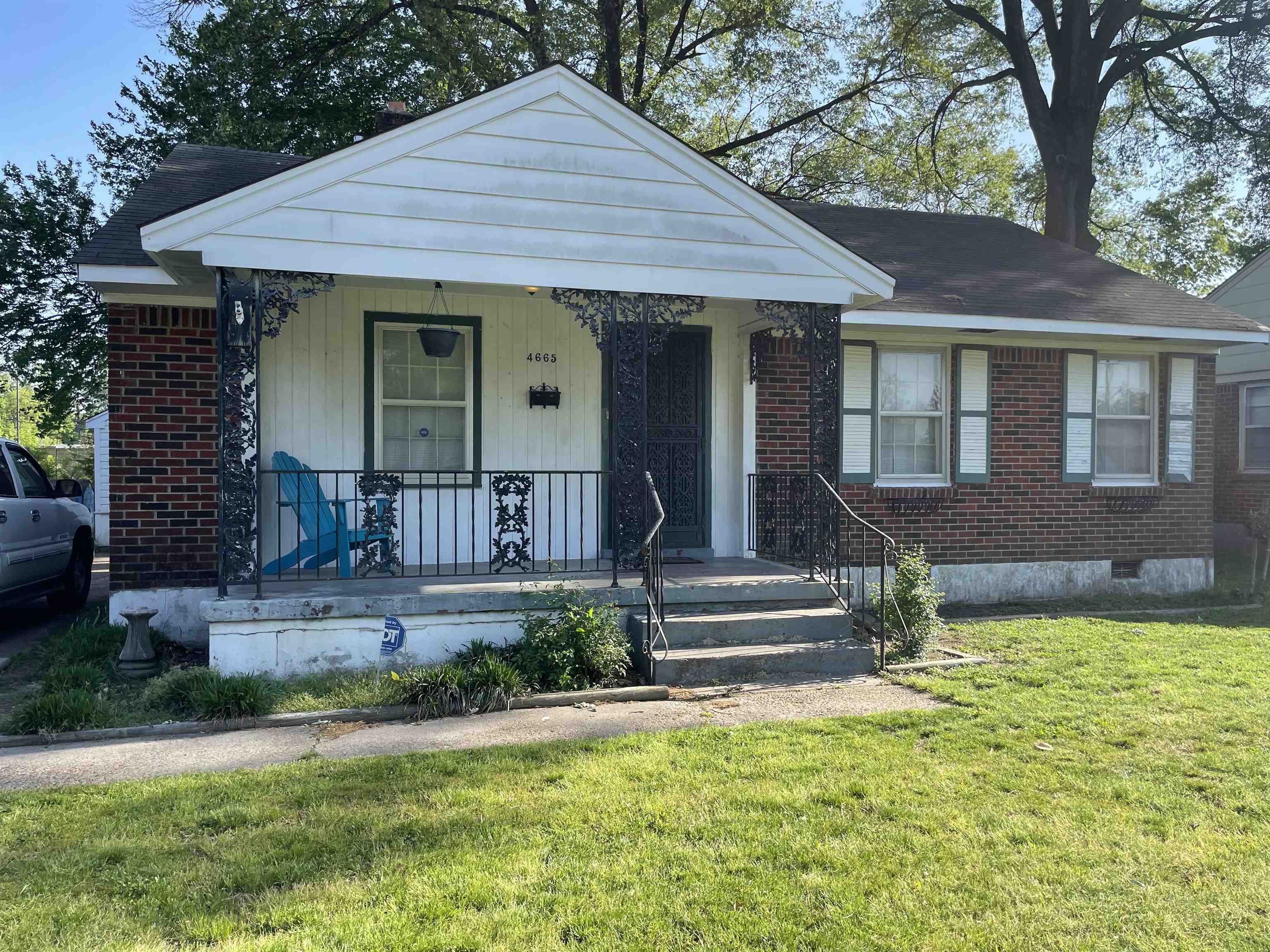4665 Tutwiler Ave Property Photo 1