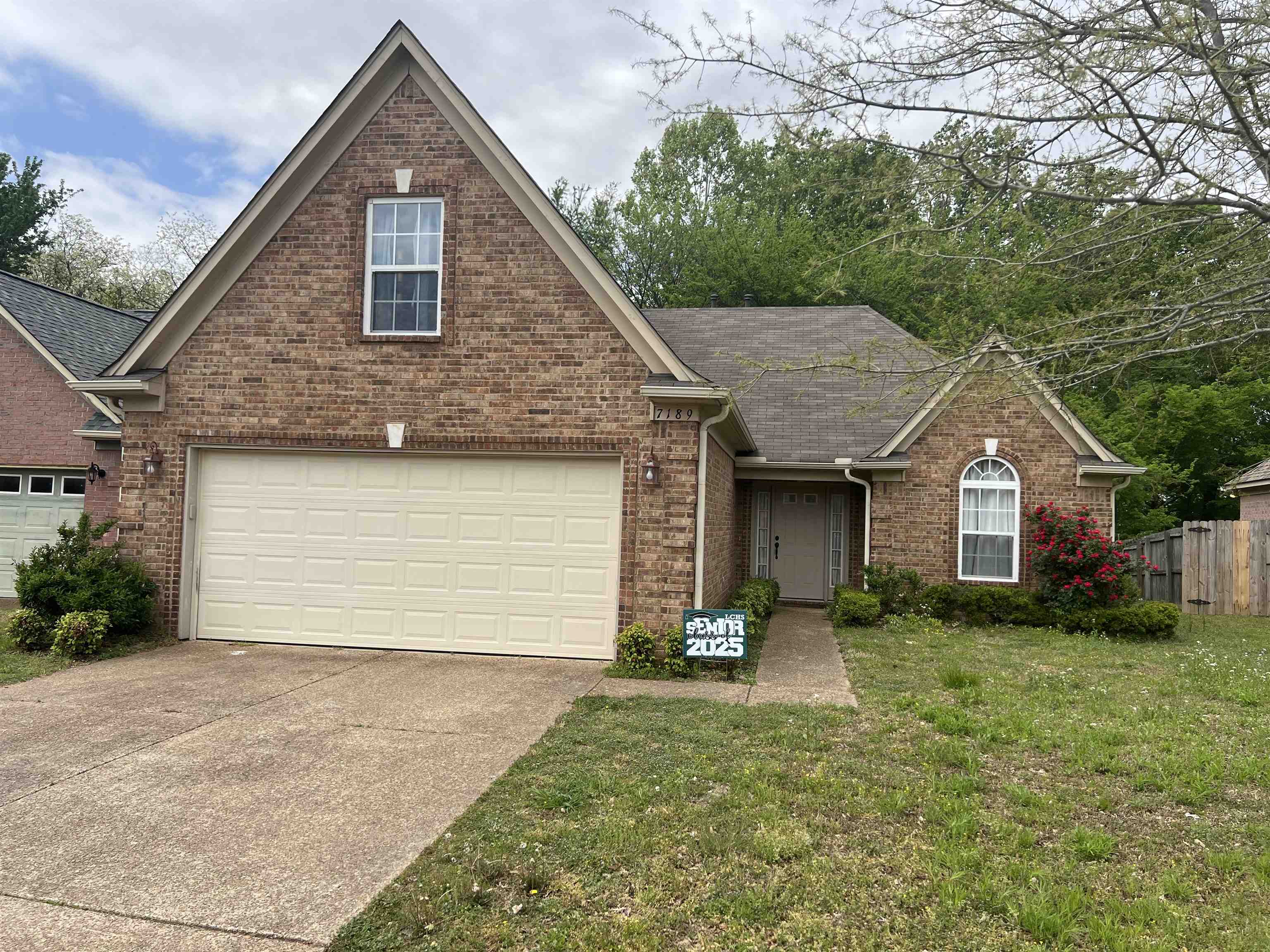7189 Lucia Ln Property Photo 1