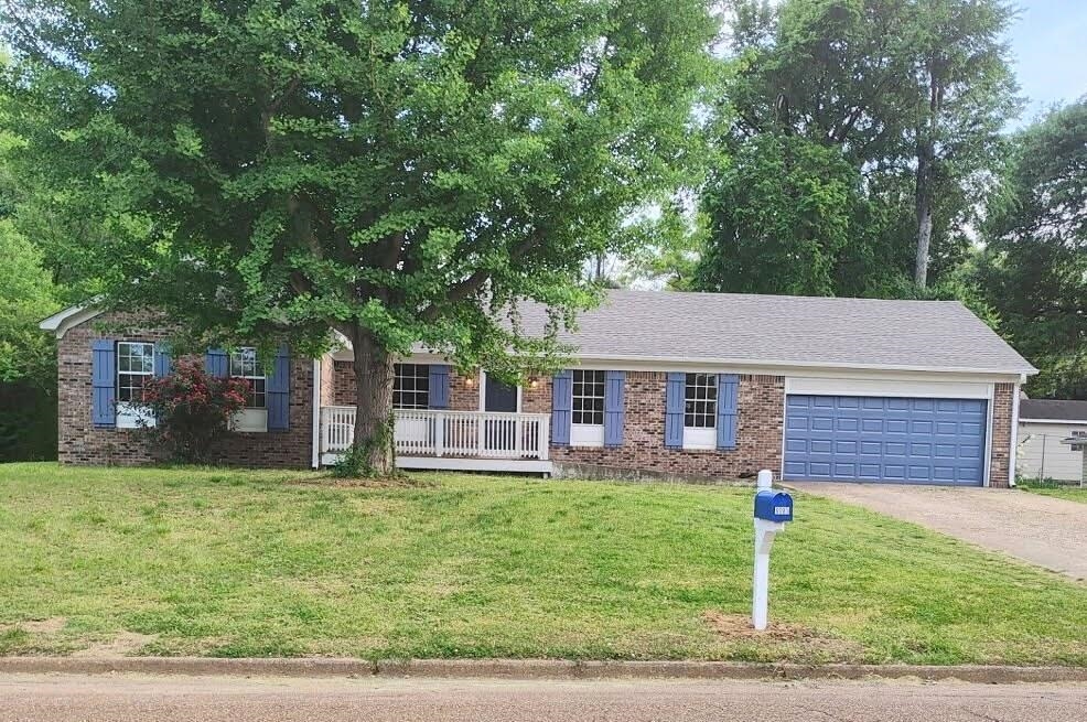 6085 Ivanhoe Rd Property Photo 1