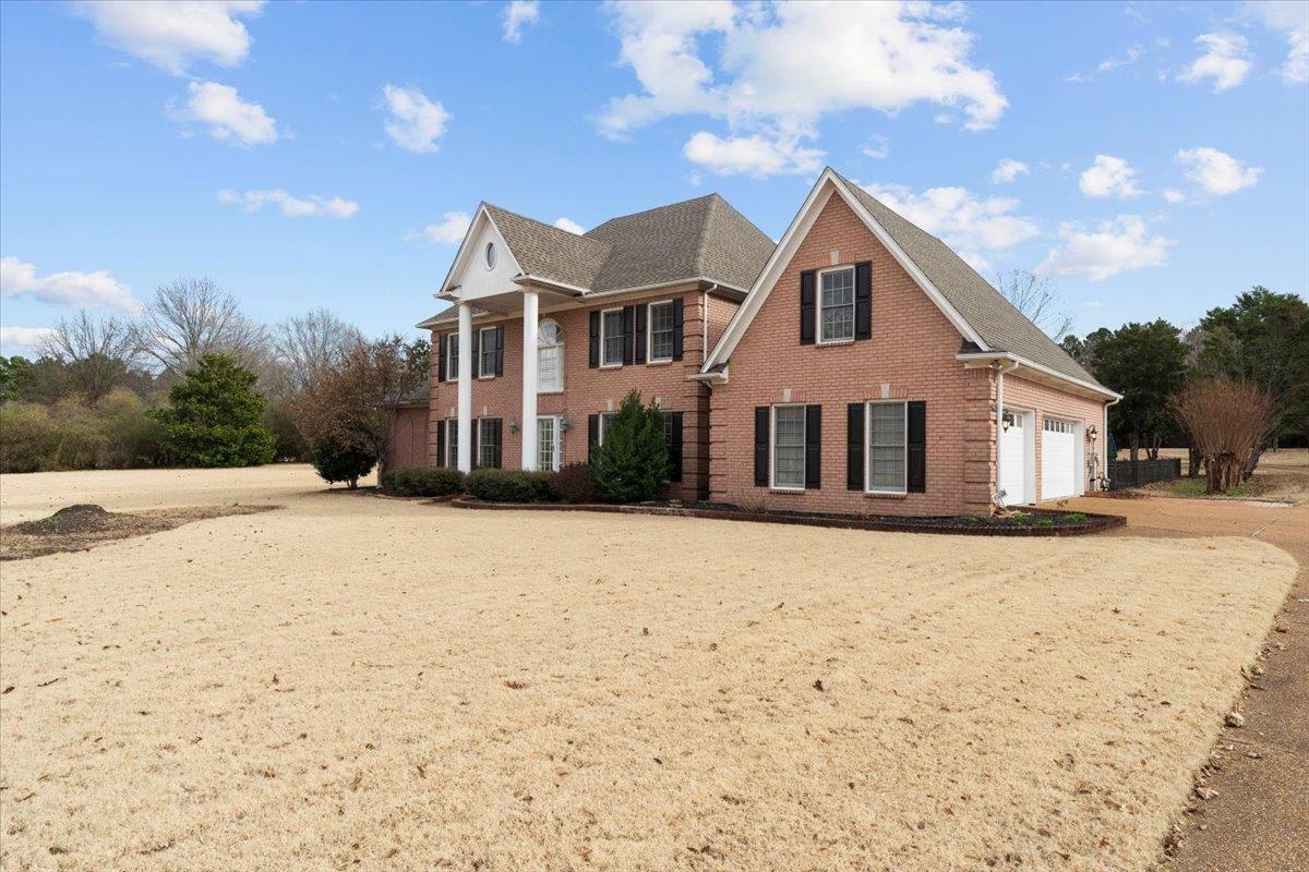 990 Snowden Farm Rd Property Photo 1